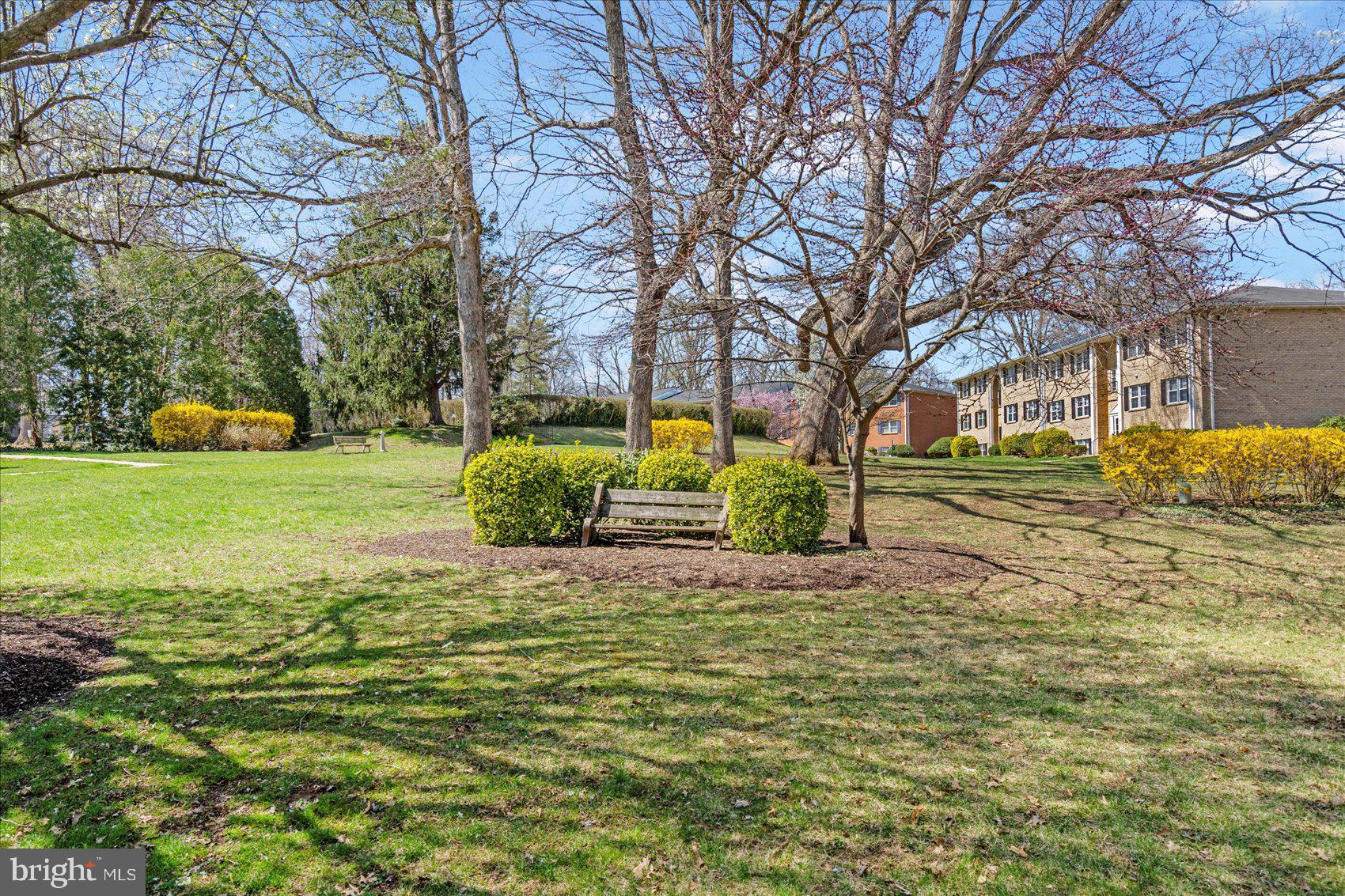 HICKORY HILLS - Residential