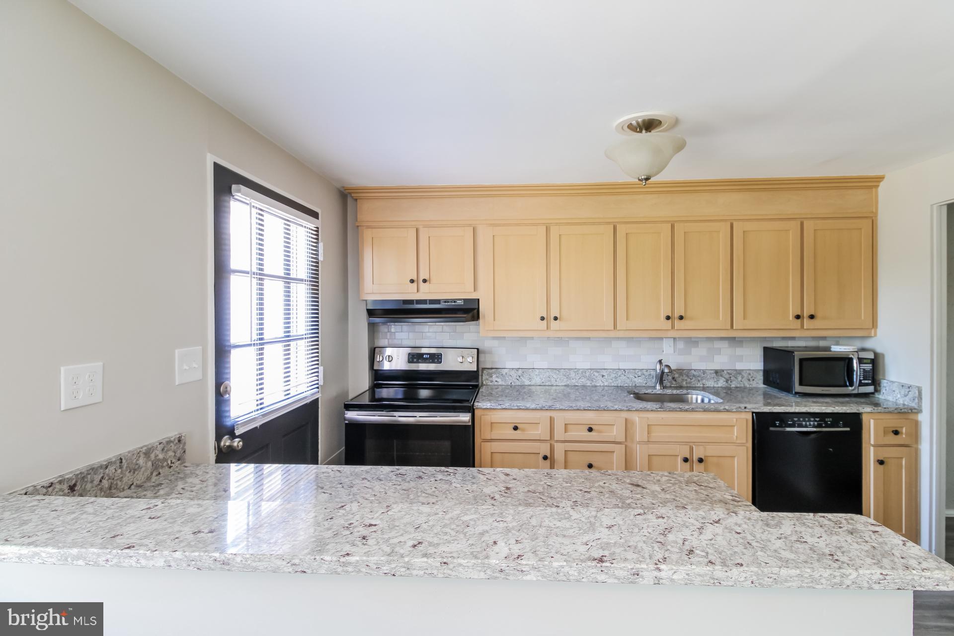 IDLEWYLDE - Residential Lease