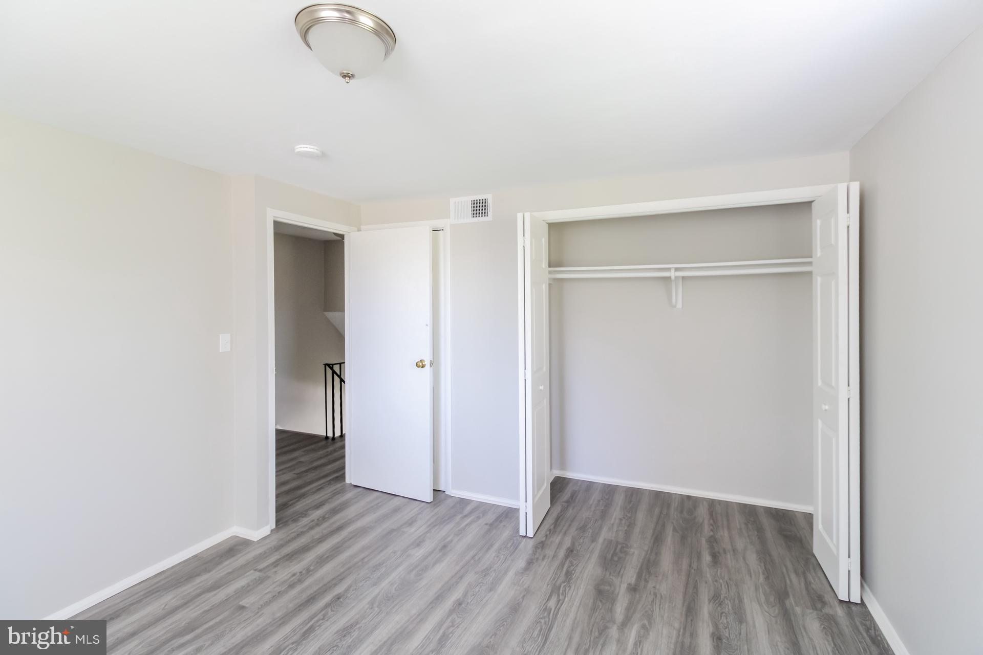 IDLEWYLDE - Residential Lease