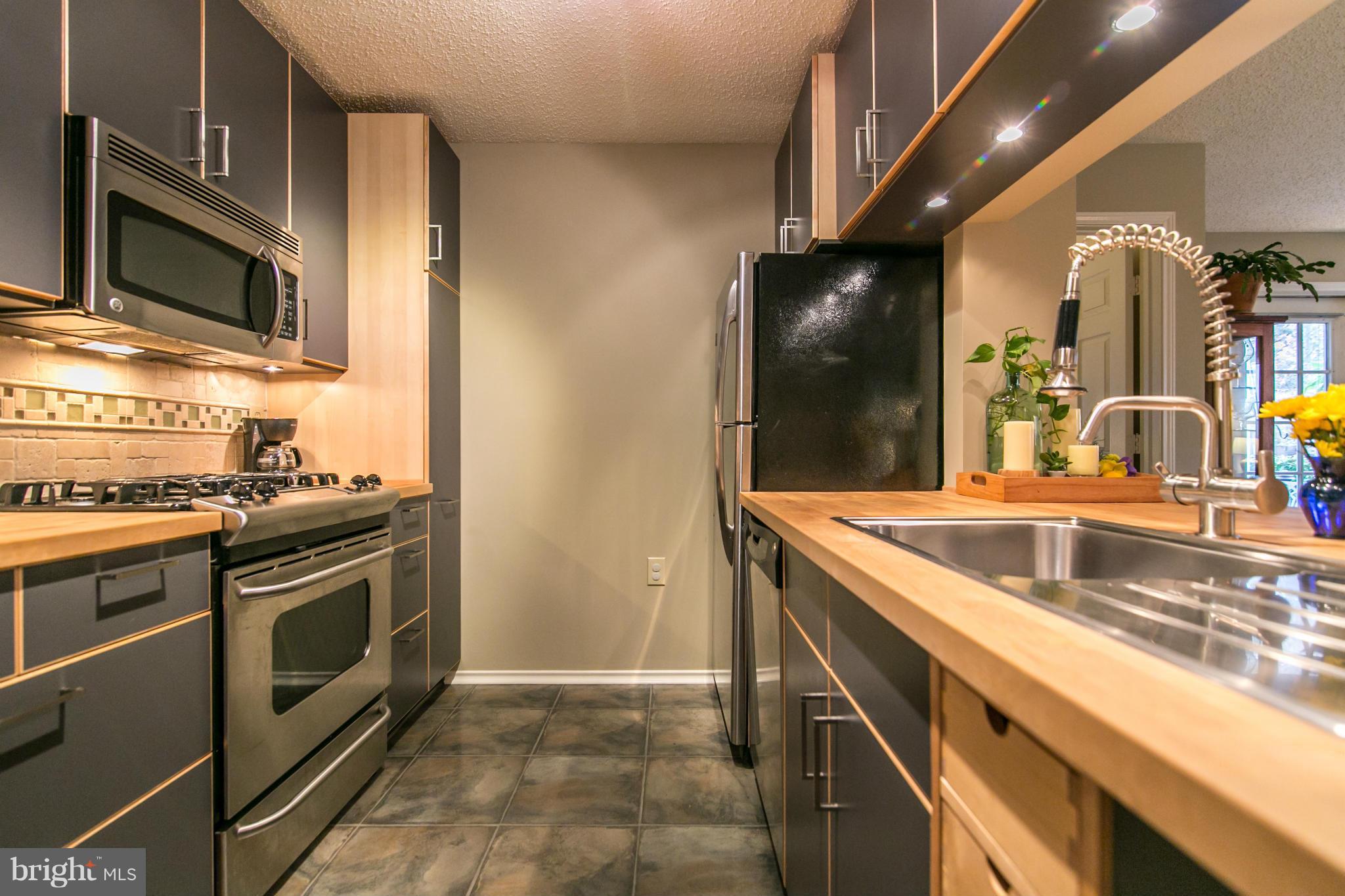 ASHBURN FARM - Residential