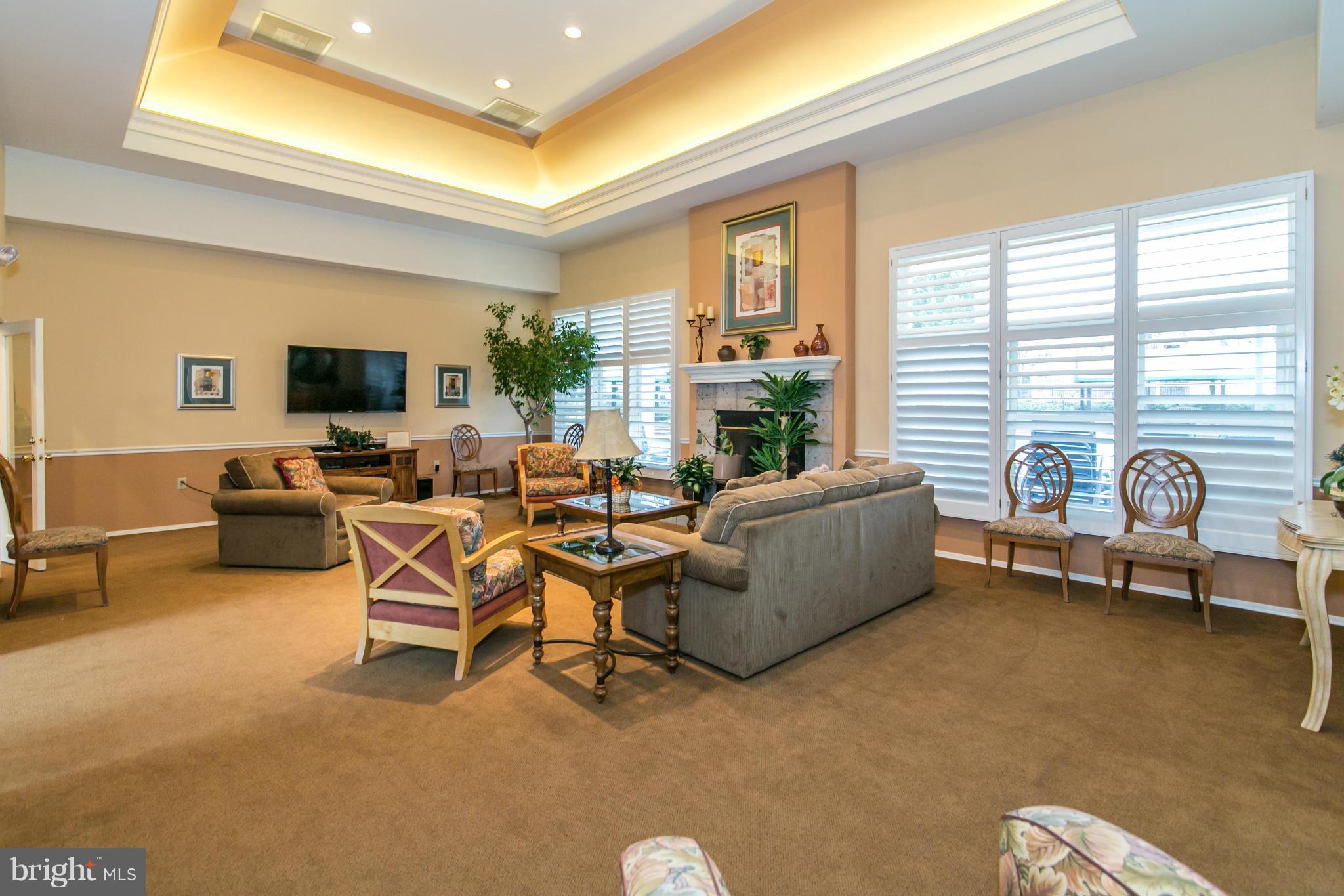 ASHBURN FARM - Residential