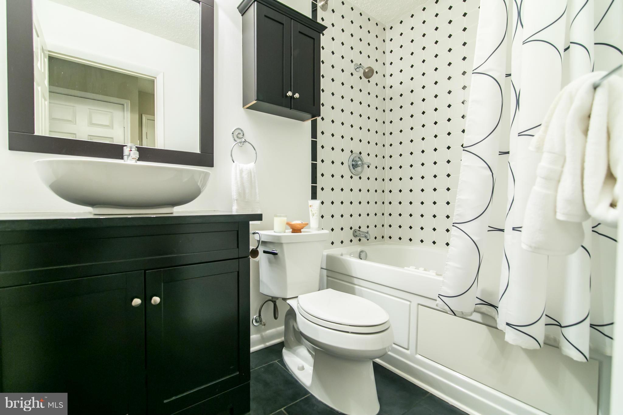 ASHBURN FARM - Residential