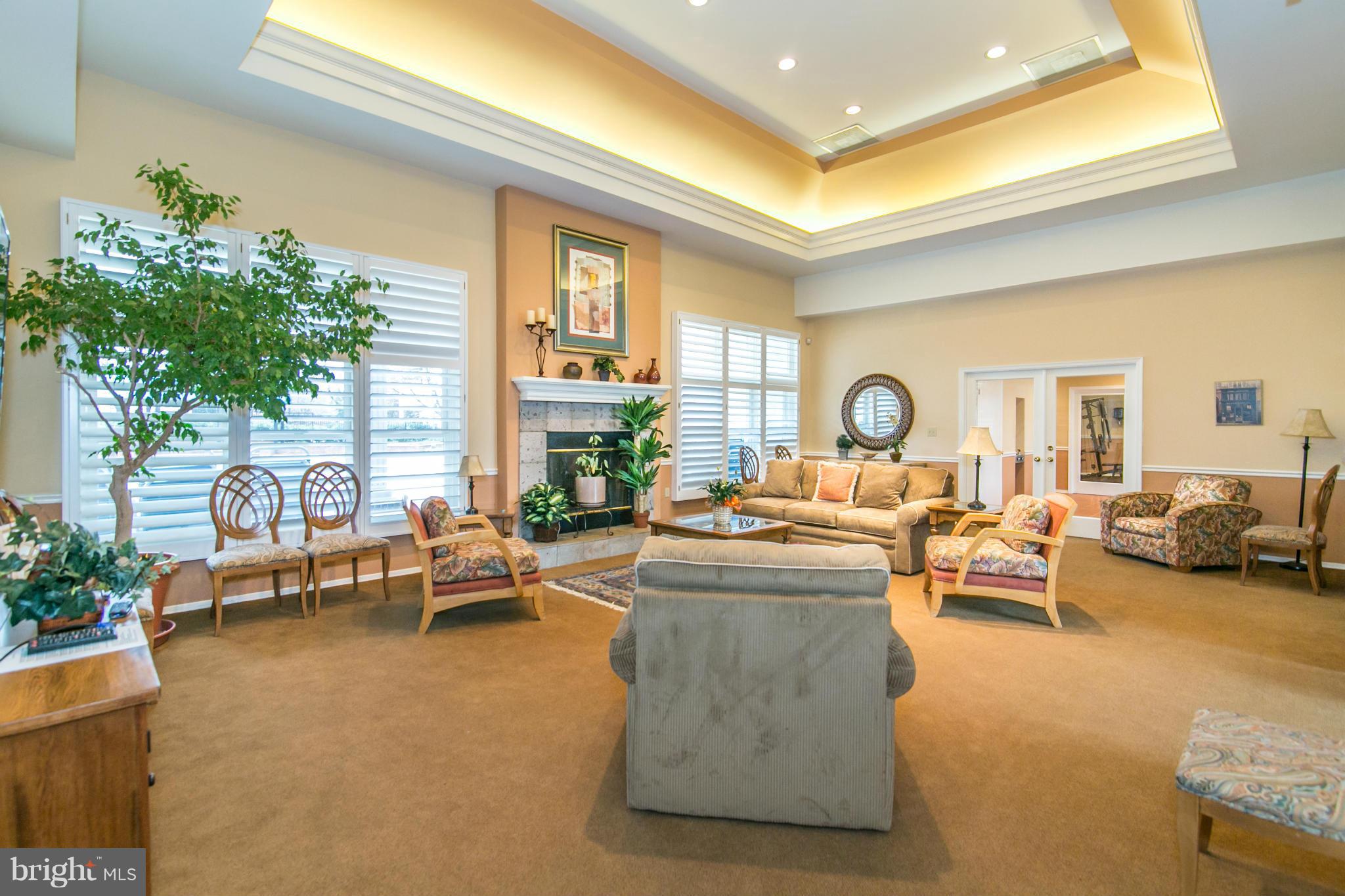 ASHBURN FARM - Residential