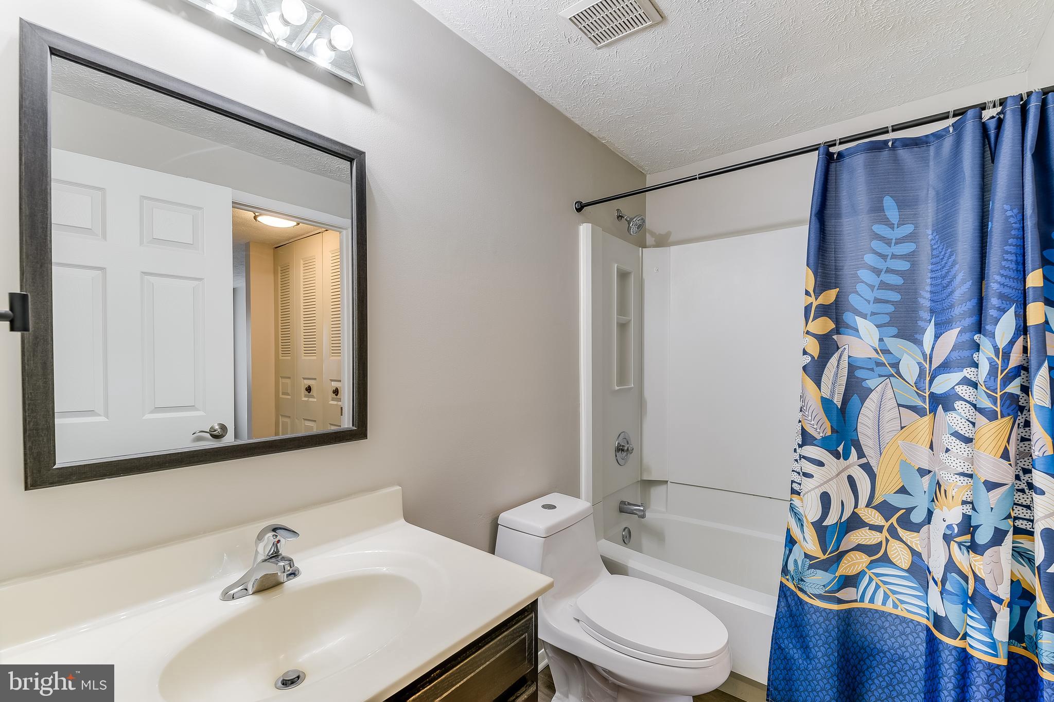 CHESTERFIELD - Residential