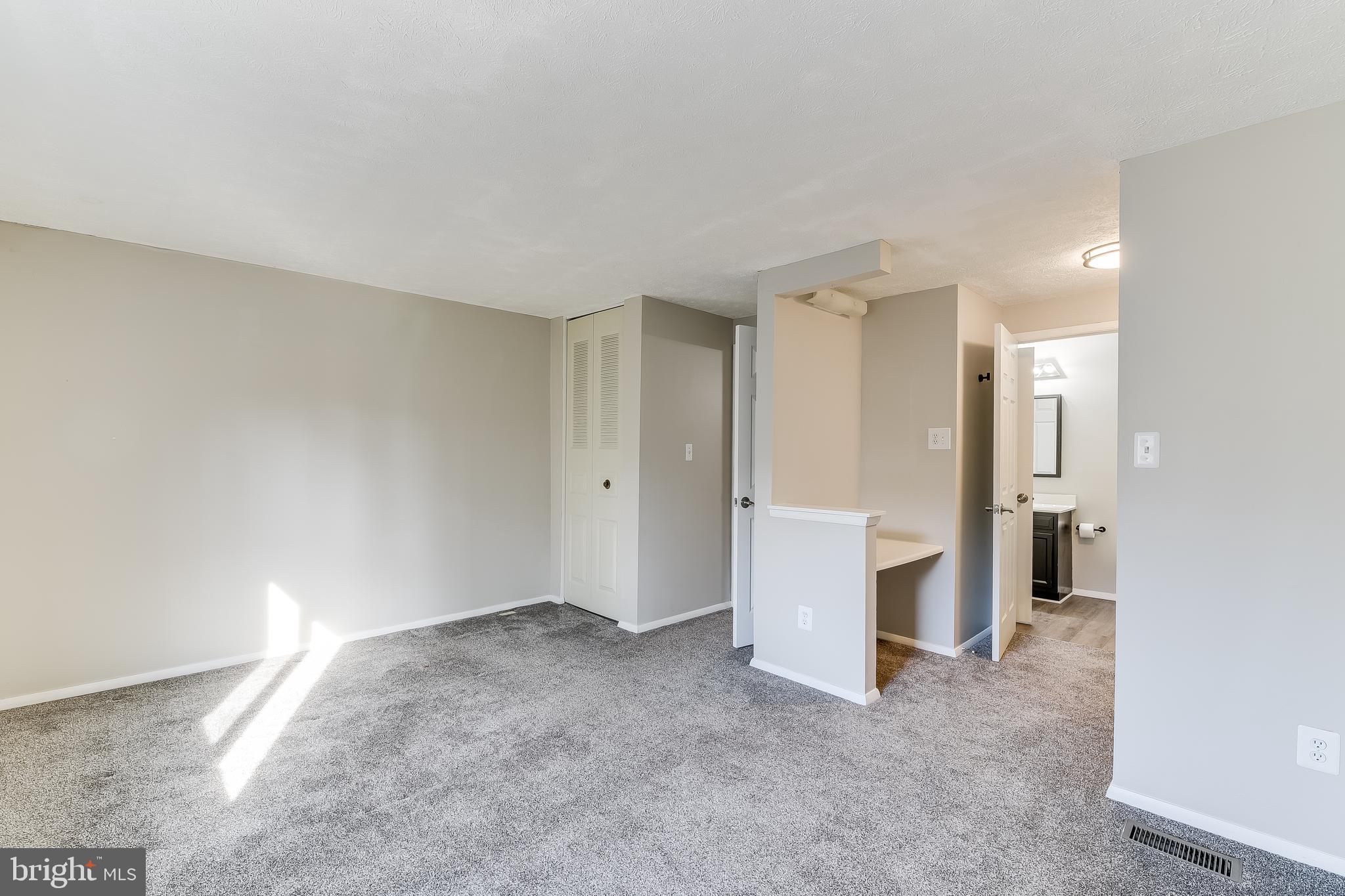 CHESTERFIELD - Residential