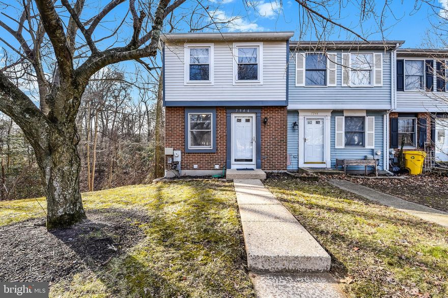 MOVE IN READY!!    End Unit Townhouse Back to Woods.  This completely updated townhouse is an end unit with 2 assigned parking spots.  Home is a beauty and MOVE IN READY!  Includes updated Roof, Windows, Kitchen, Carpet, LVP!!  Also has a walkout basement that flows on to 2 ground level decks.   This serene backyard is a corner lot that backs to woods and the perfect set up for privacy and enjoyment.   Kiddie Playground is located at the other end of the court.  Community Swimming Pool is a few blacks away on sidewalk lined street.

LOCATED IN THE CHESAPEAKE HIGH SCHOOL DISTRICT