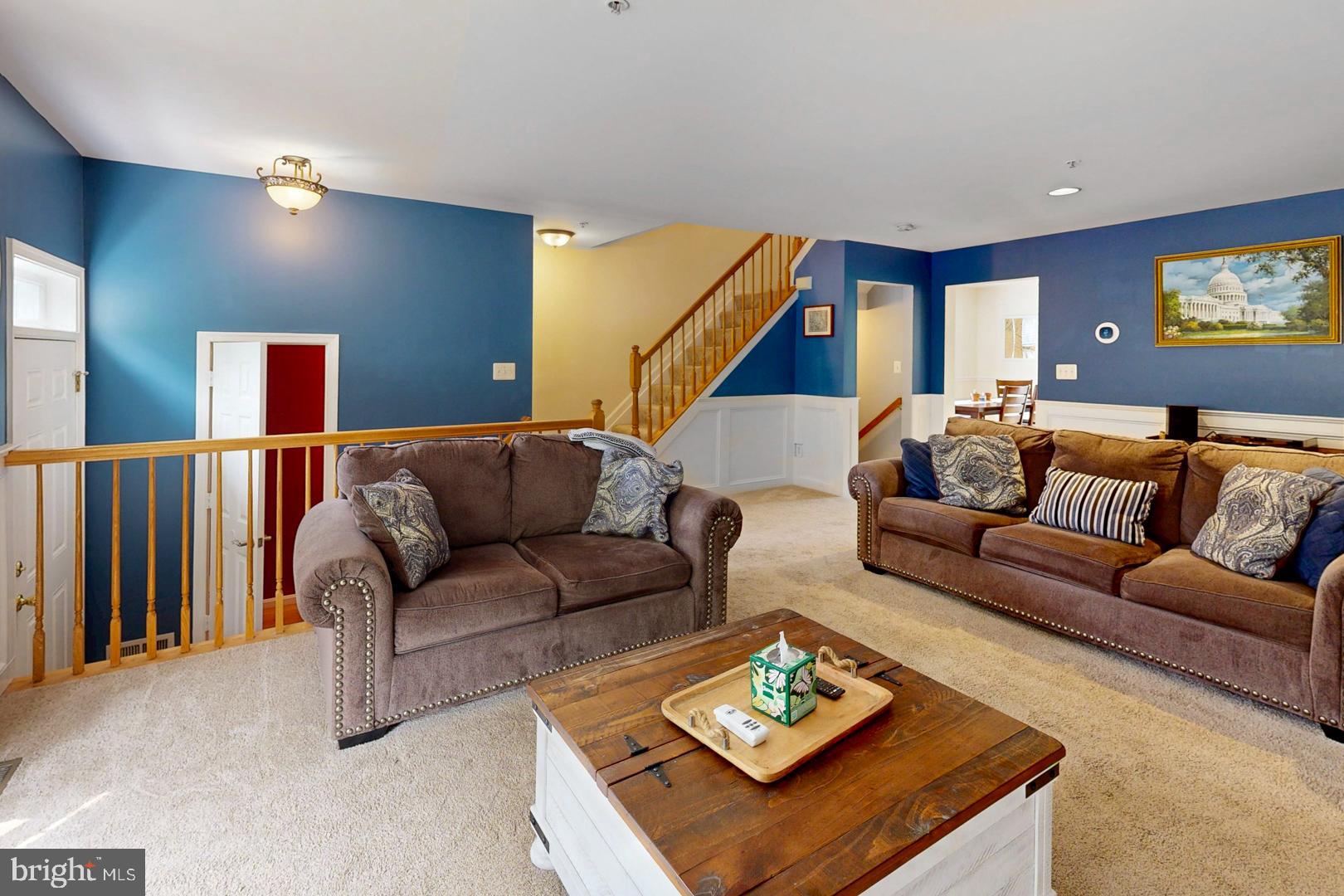 COURTS AT BELLE POINTE - Residential
