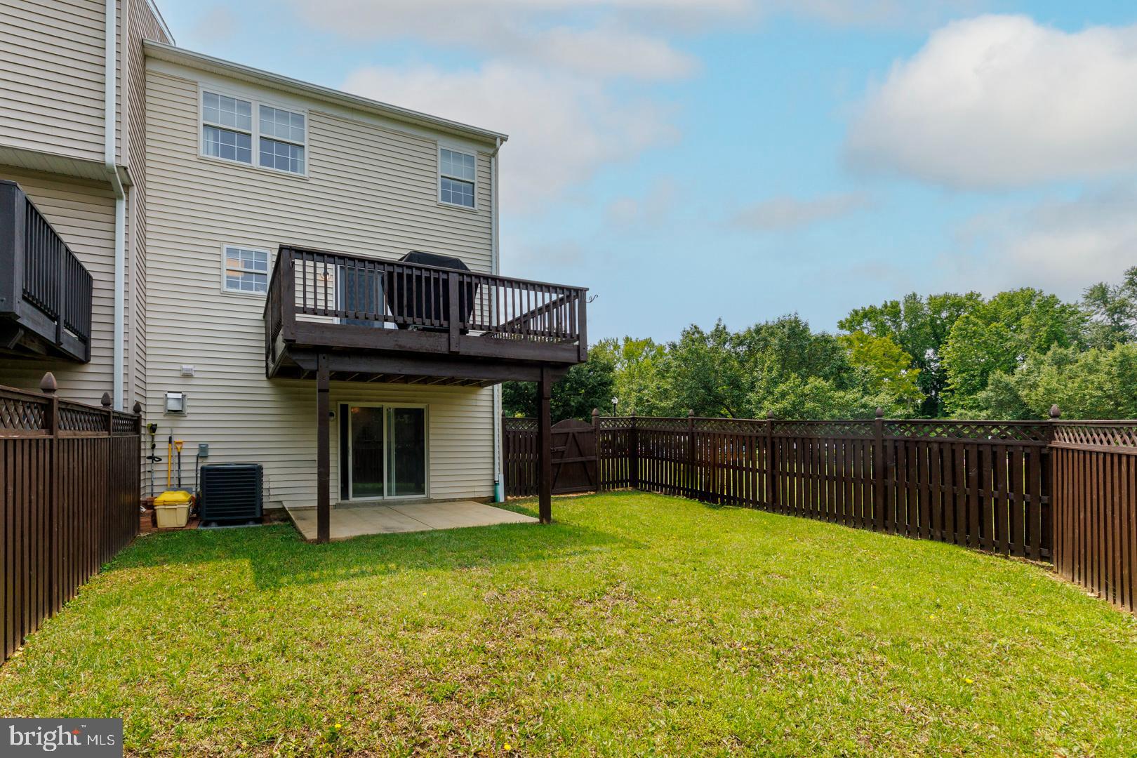 COURTS AT BELLE POINTE - Residential
