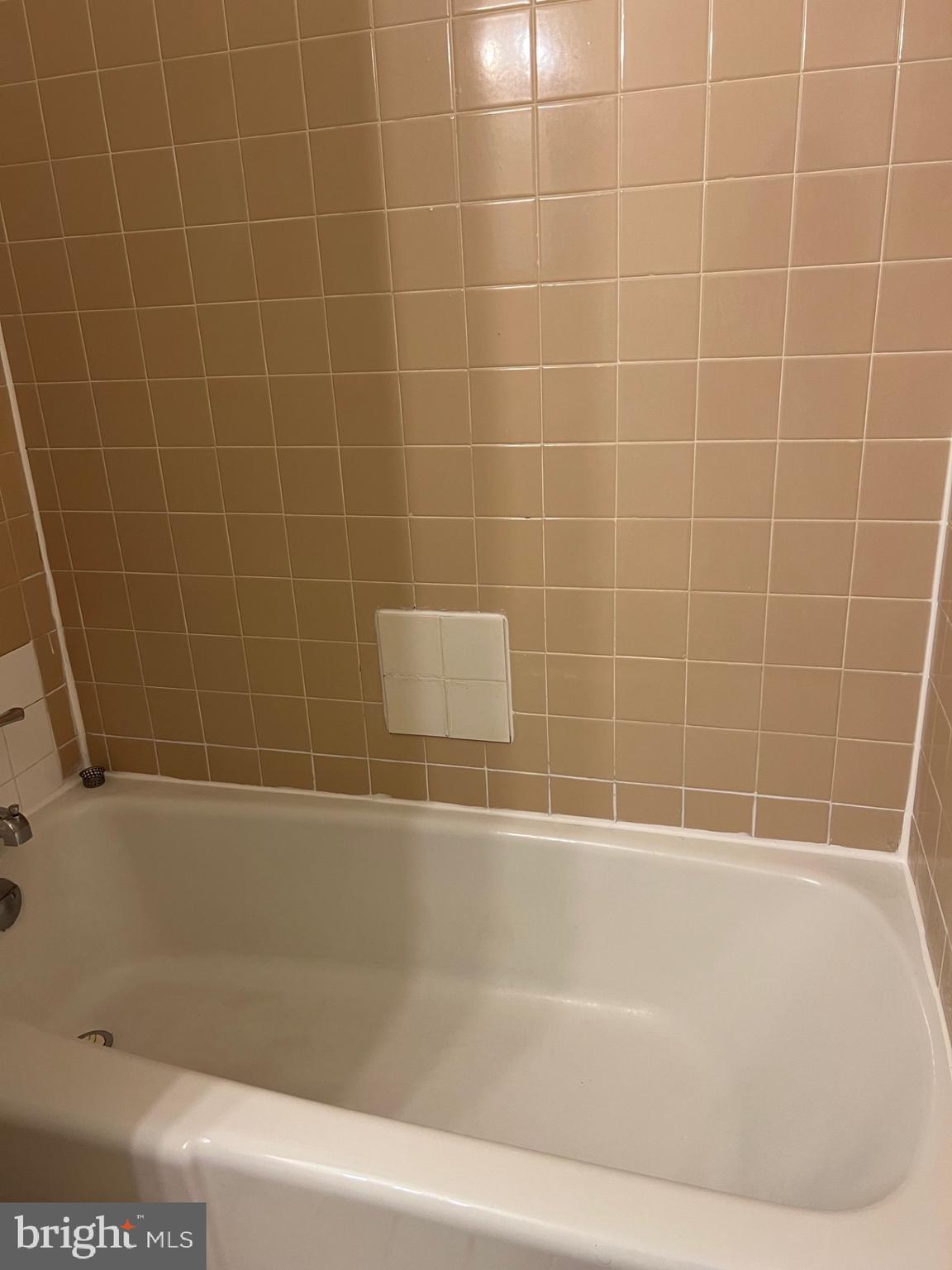 PAVILION ON THE PARK - Residential Lease