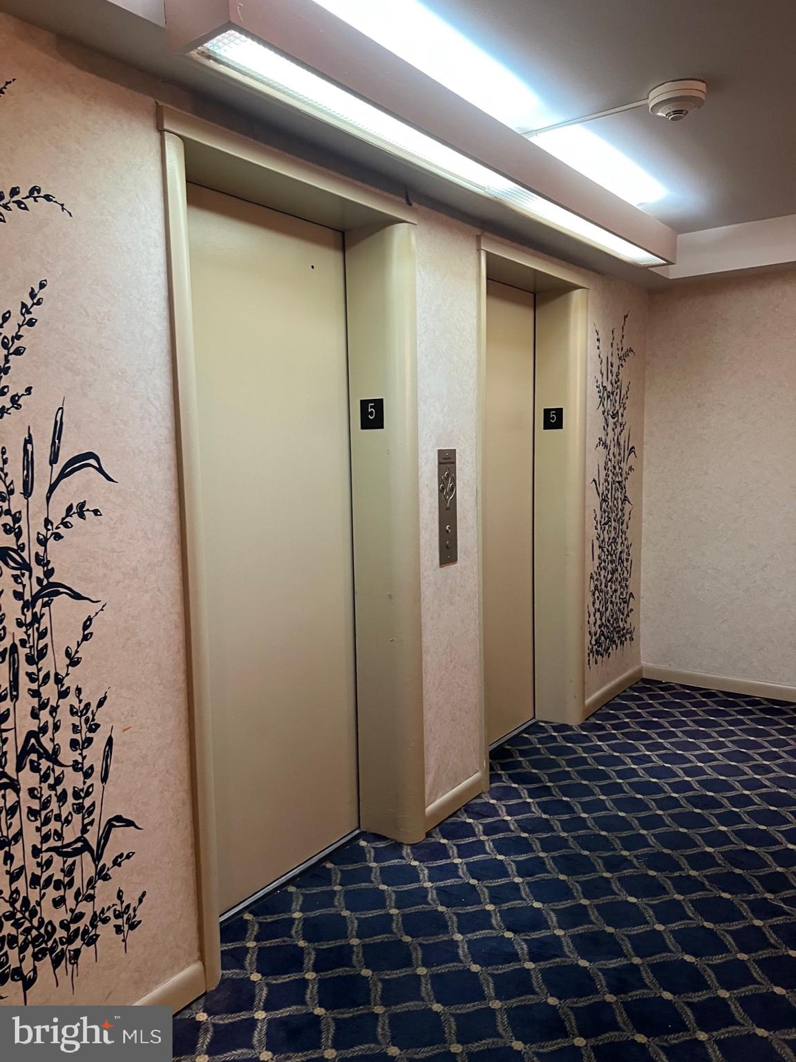 PAVILION ON THE PARK - Residential Lease