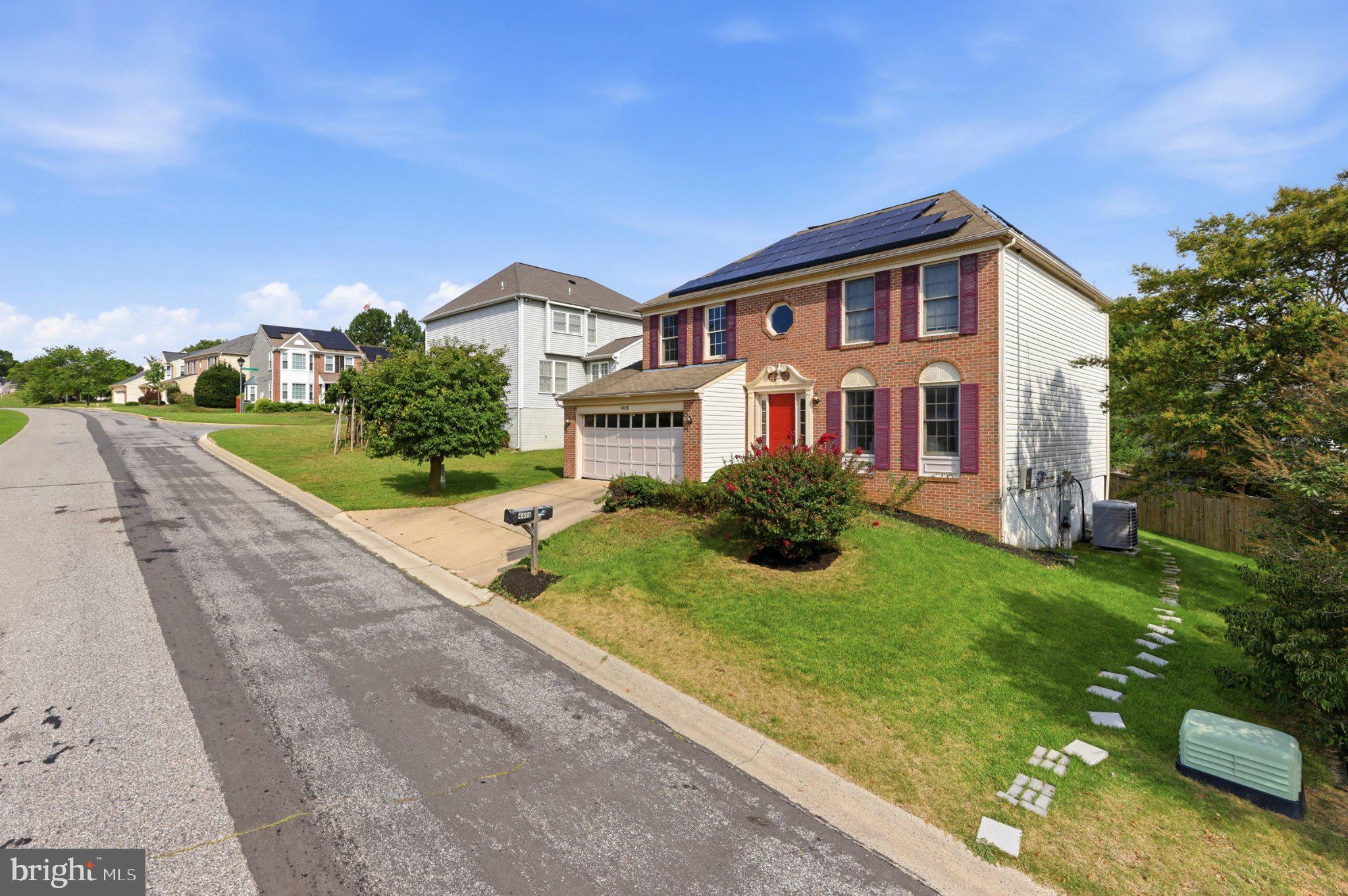 4416 MEANDERWOOD DRIVE
