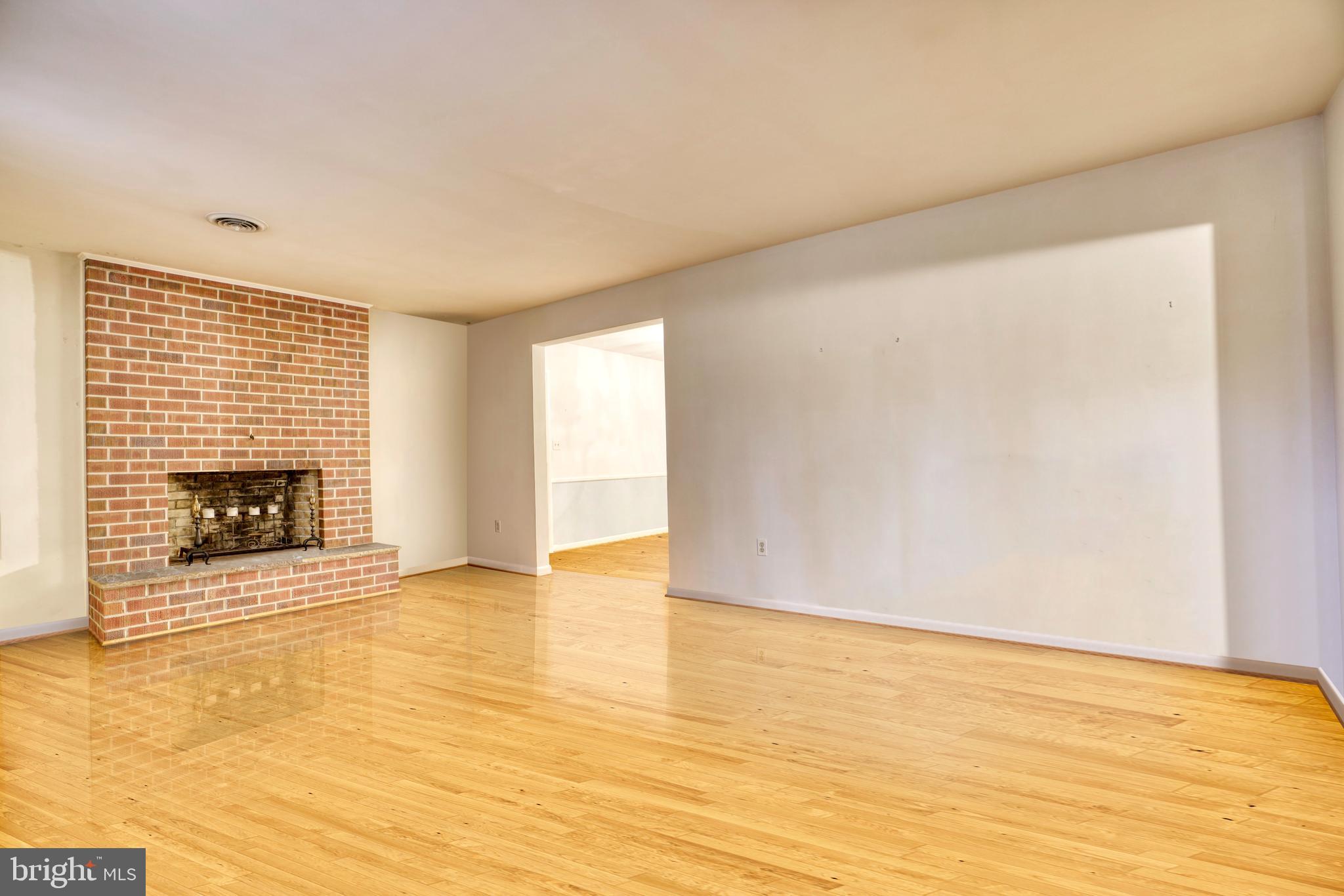 WILTON FARM ACRES - Residential