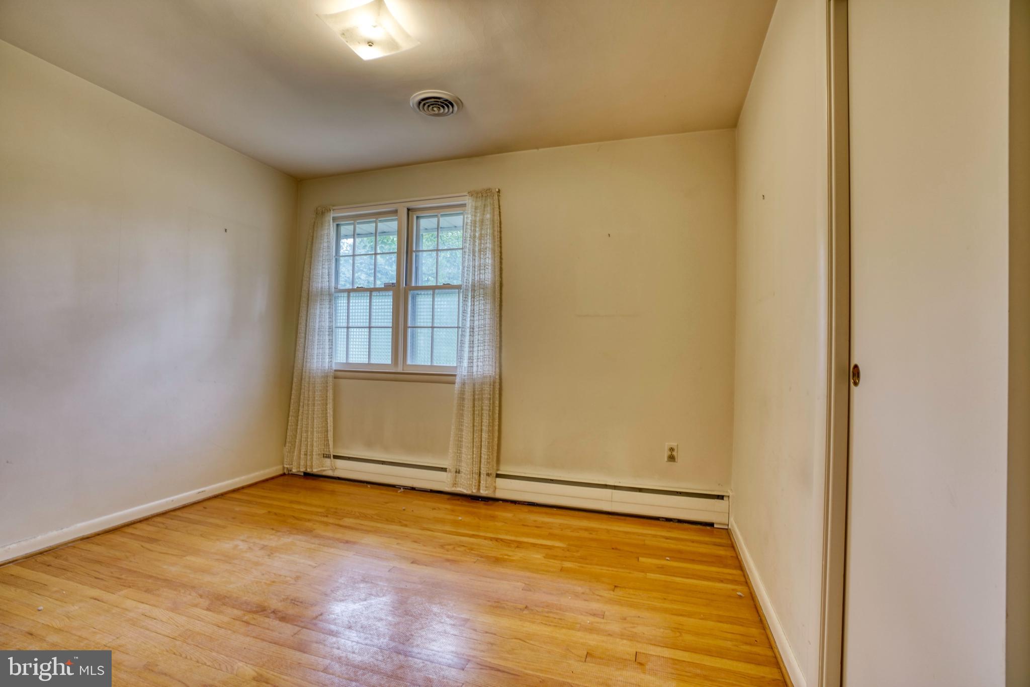 WILTON FARM ACRES - Residential