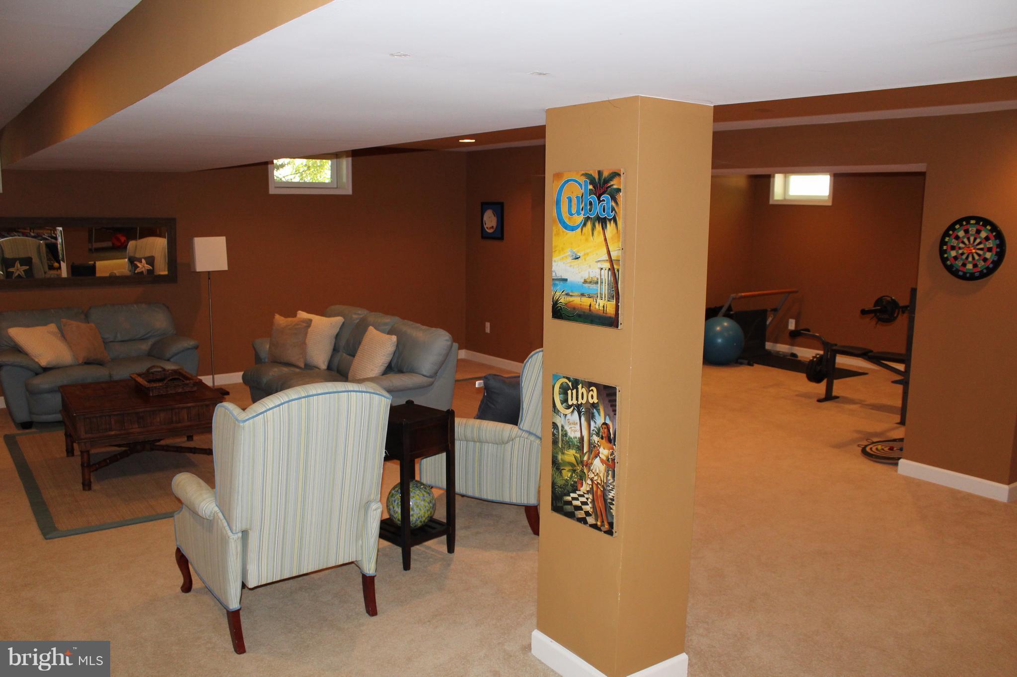 STOWE OF AMYCLAE - Residential Lease