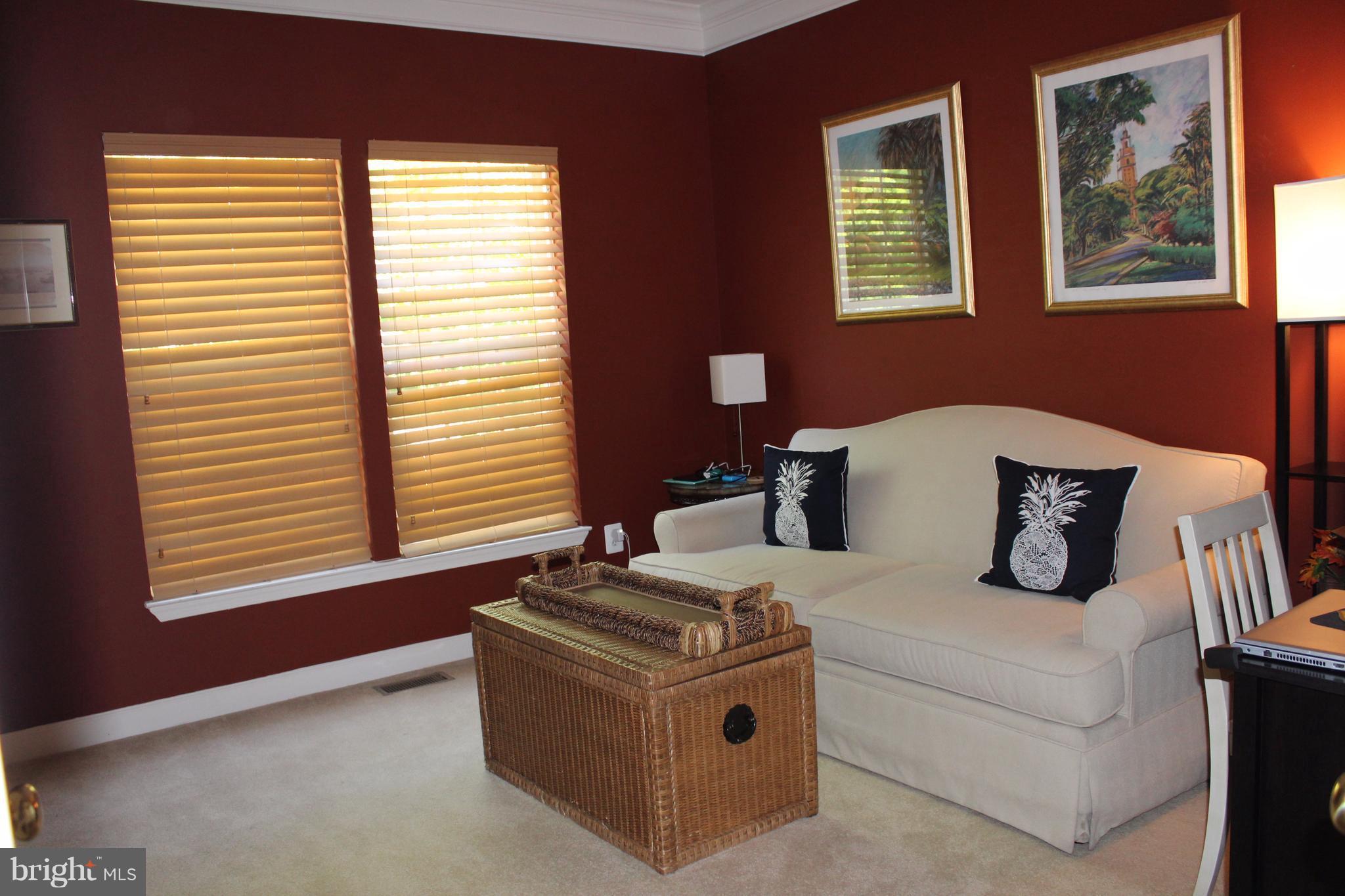 STOWE OF AMYCLAE - Residential Lease