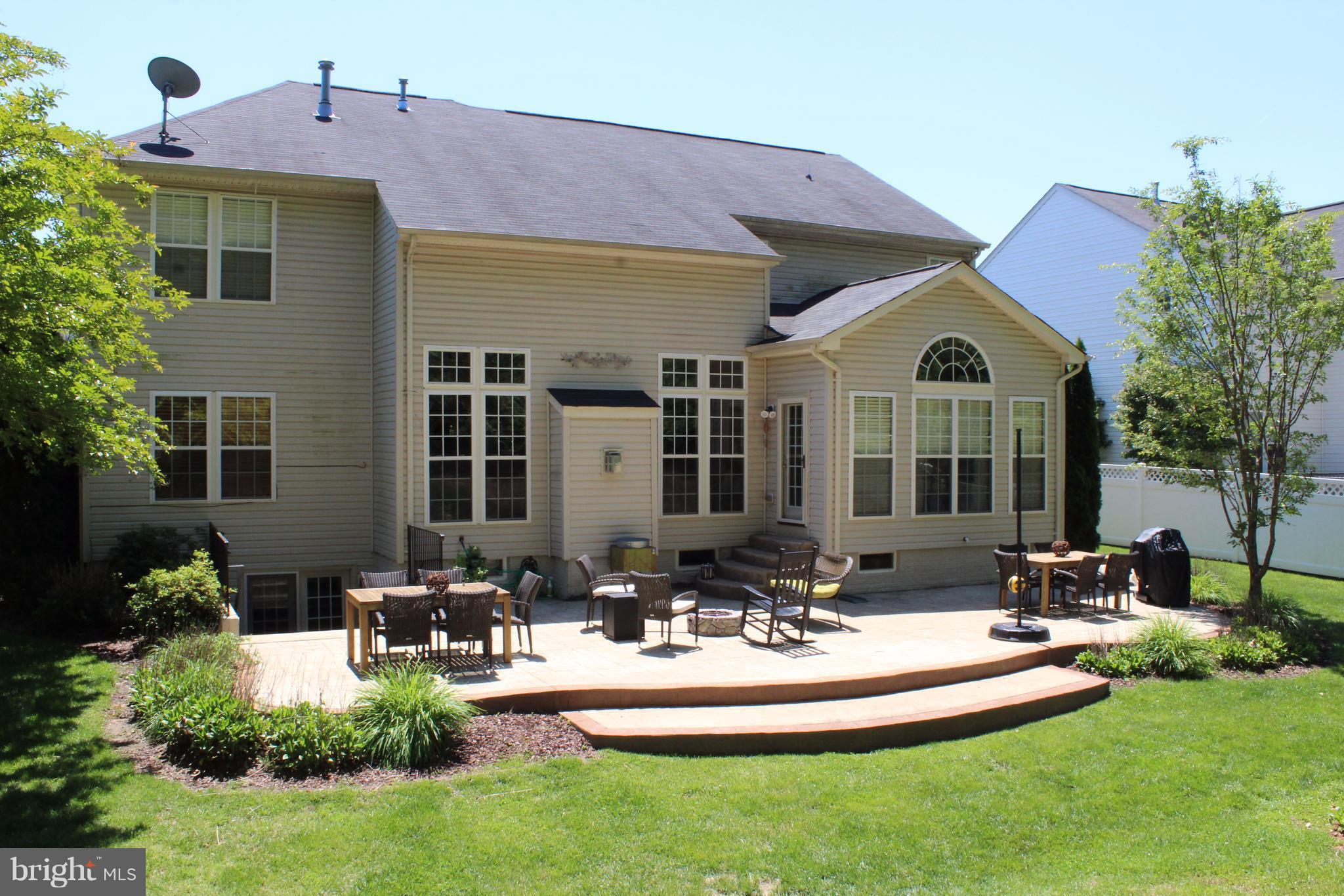 STOWE OF AMYCLAE - Residential Lease