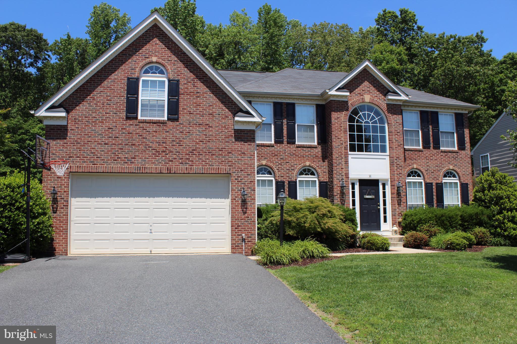 STOWE OF AMYCLAE - Residential Lease