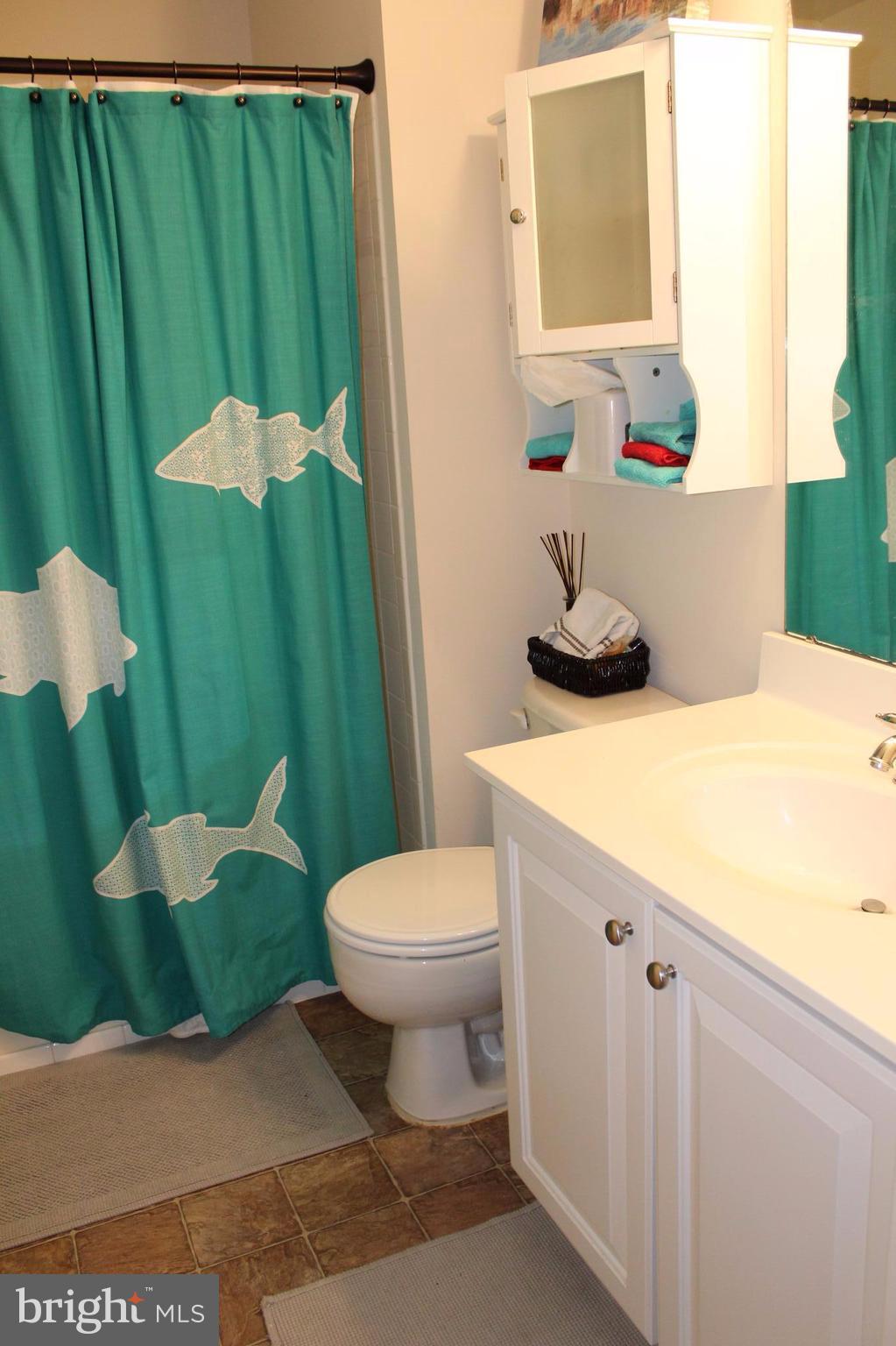 STOWE OF AMYCLAE - Residential Lease