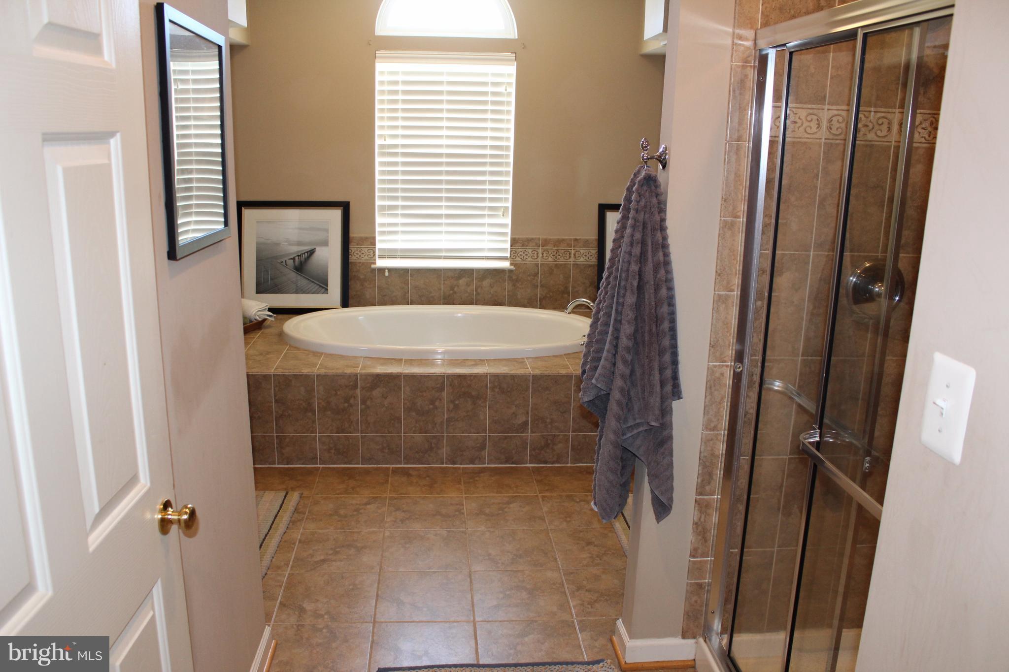 STOWE OF AMYCLAE - Residential Lease