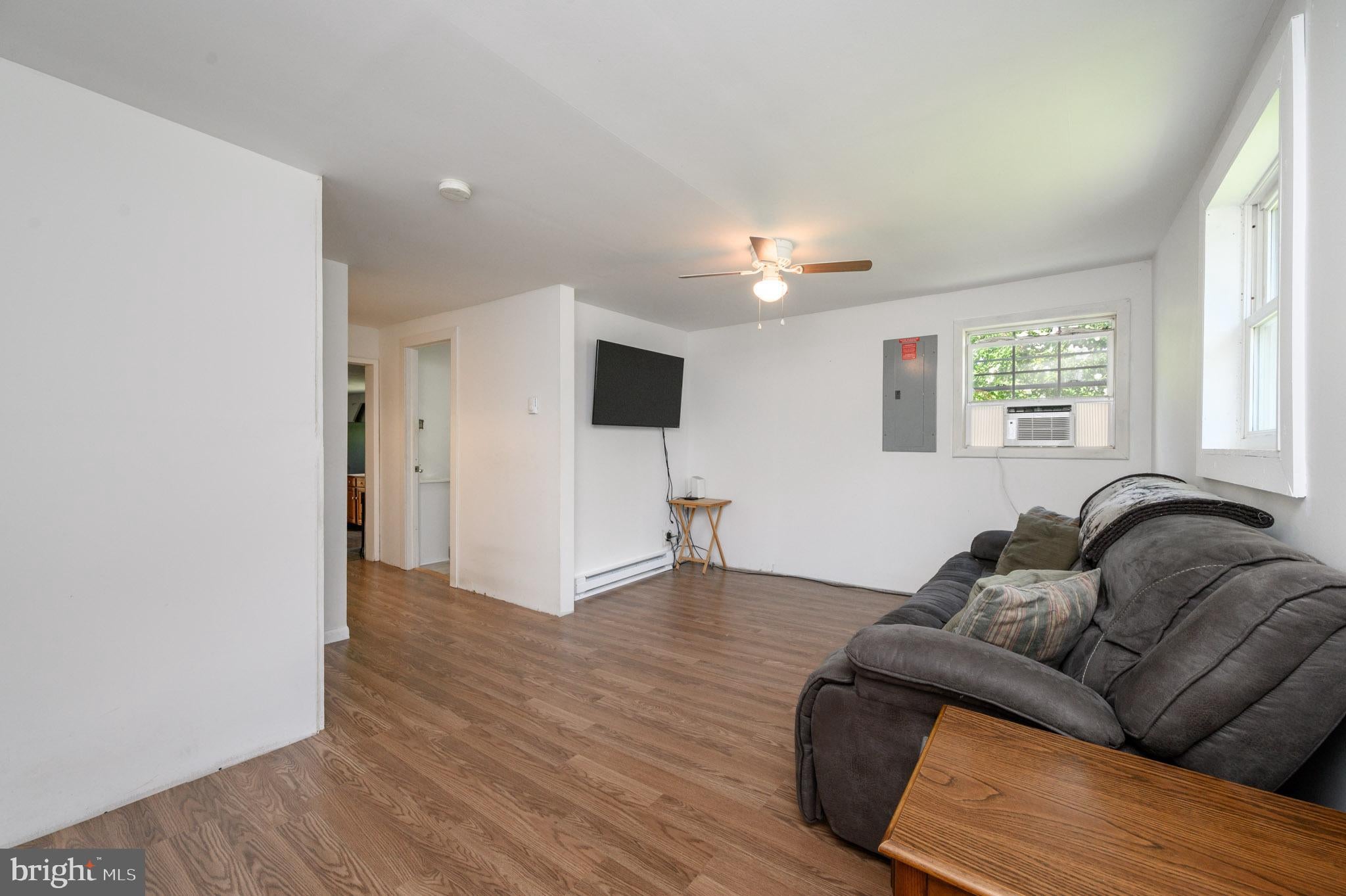 93 N MAPLE AVENUE