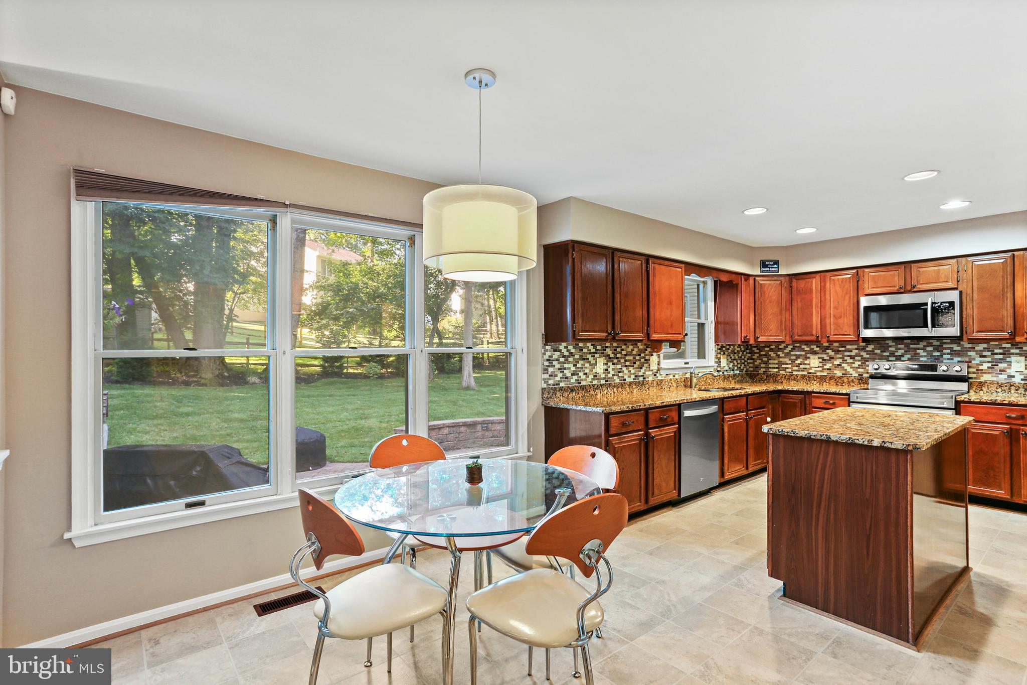 VILLAGE OF HICKORY RIDGE - Residential