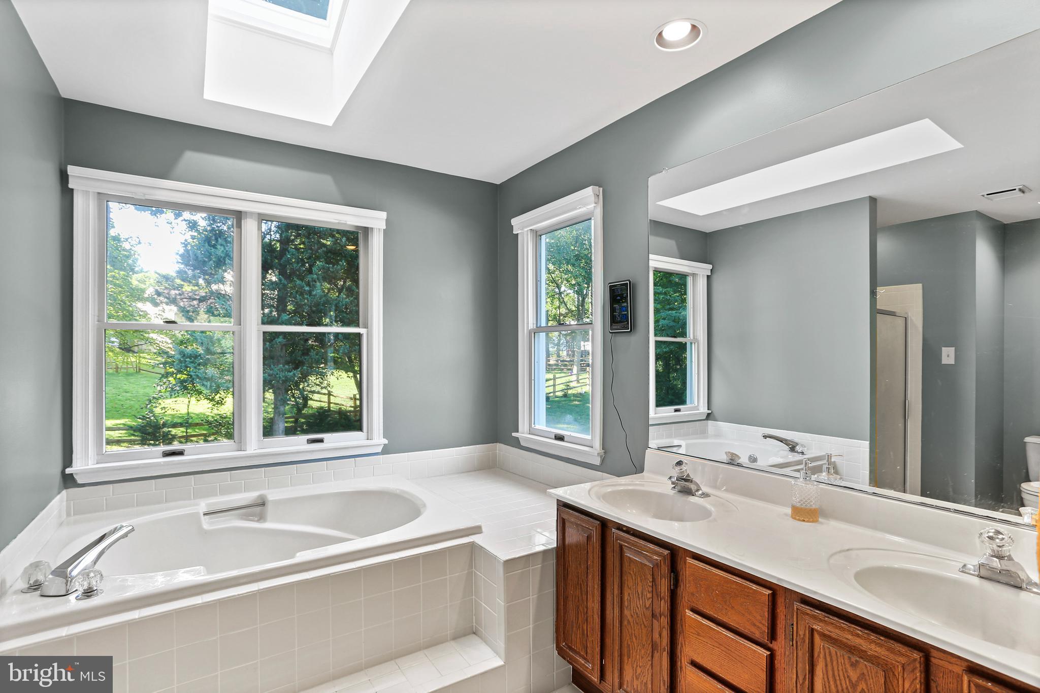 VILLAGE OF HICKORY RIDGE - Residential