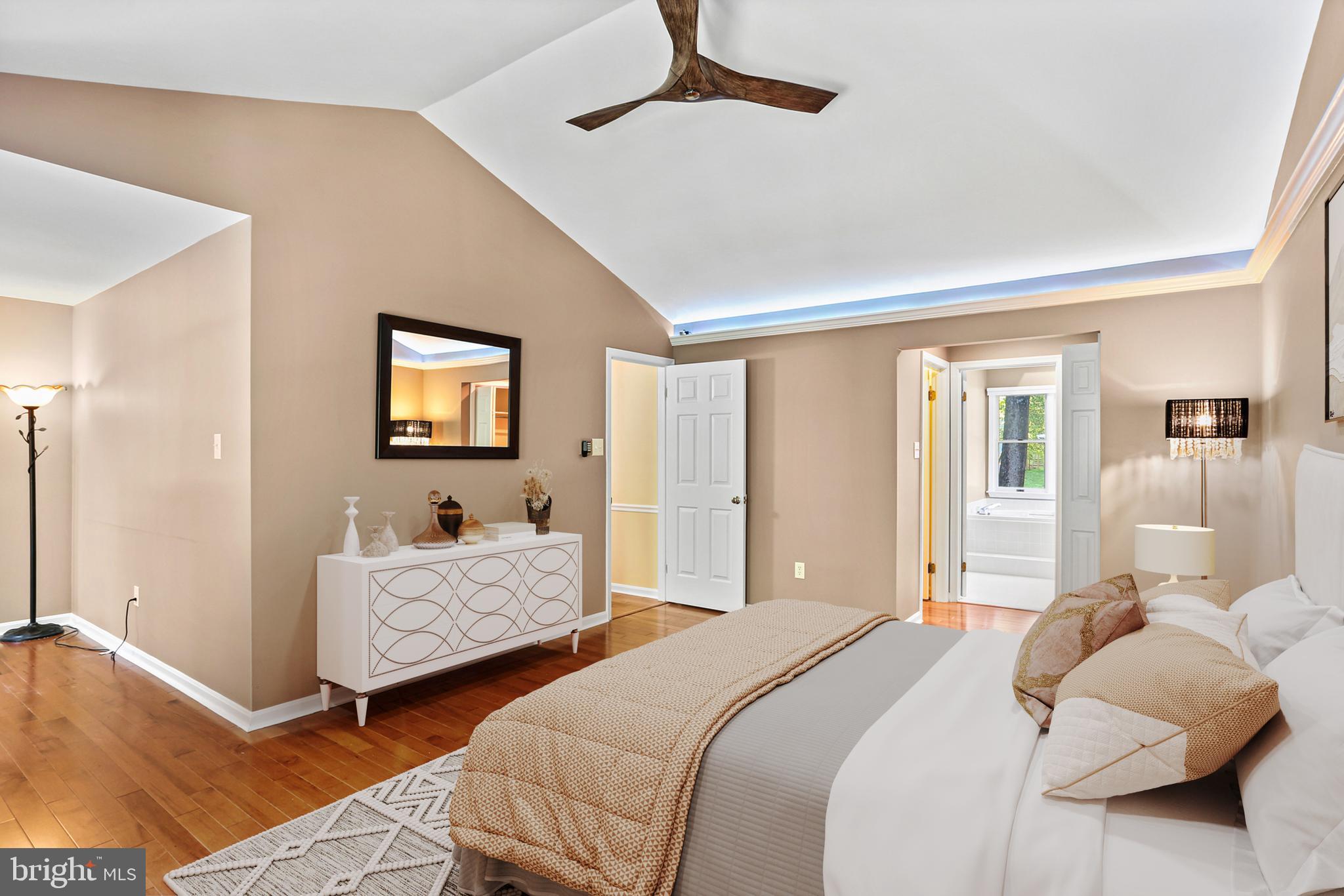 VILLAGE OF HICKORY RIDGE - Residential