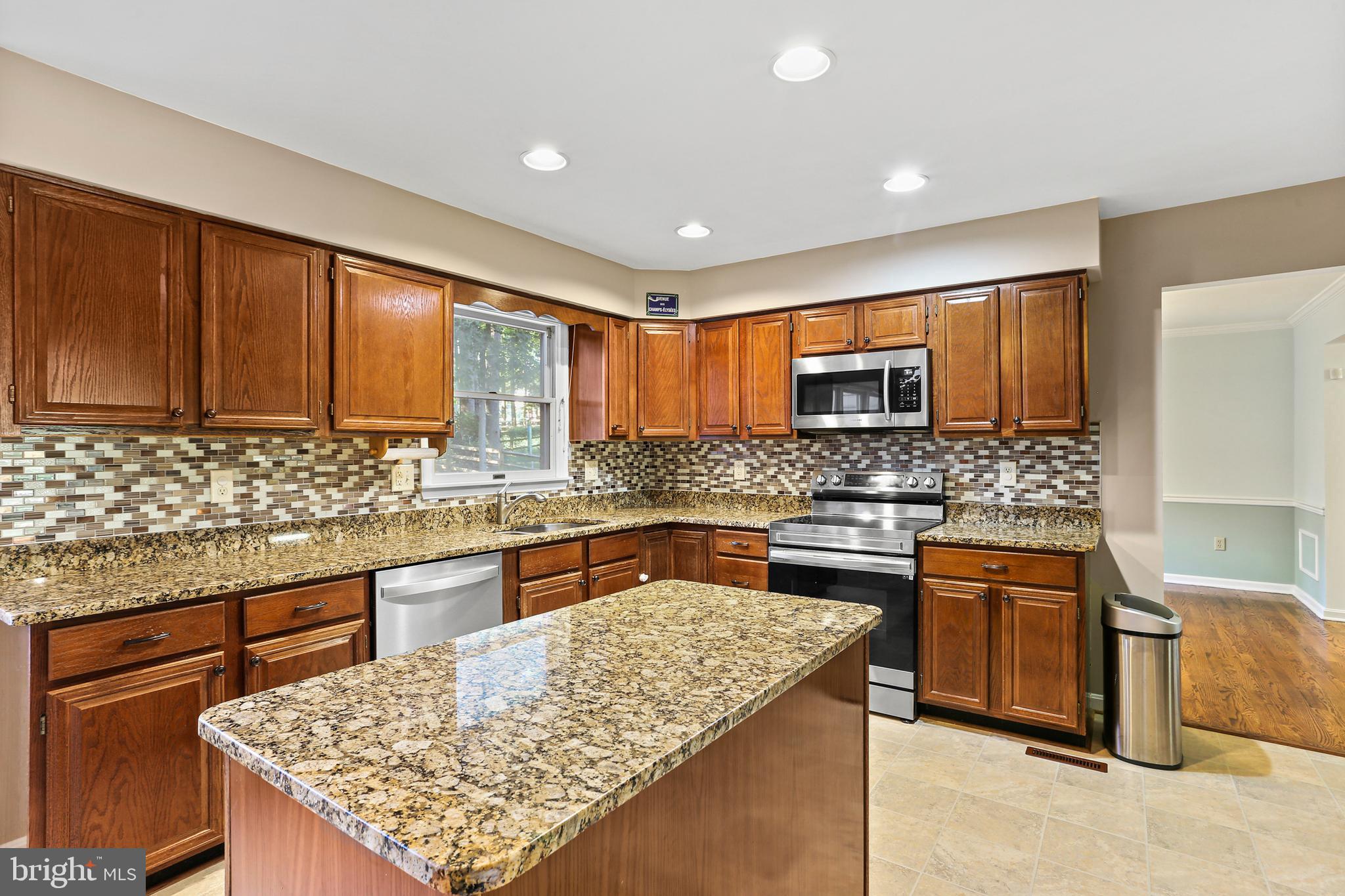 VILLAGE OF HICKORY RIDGE - Residential