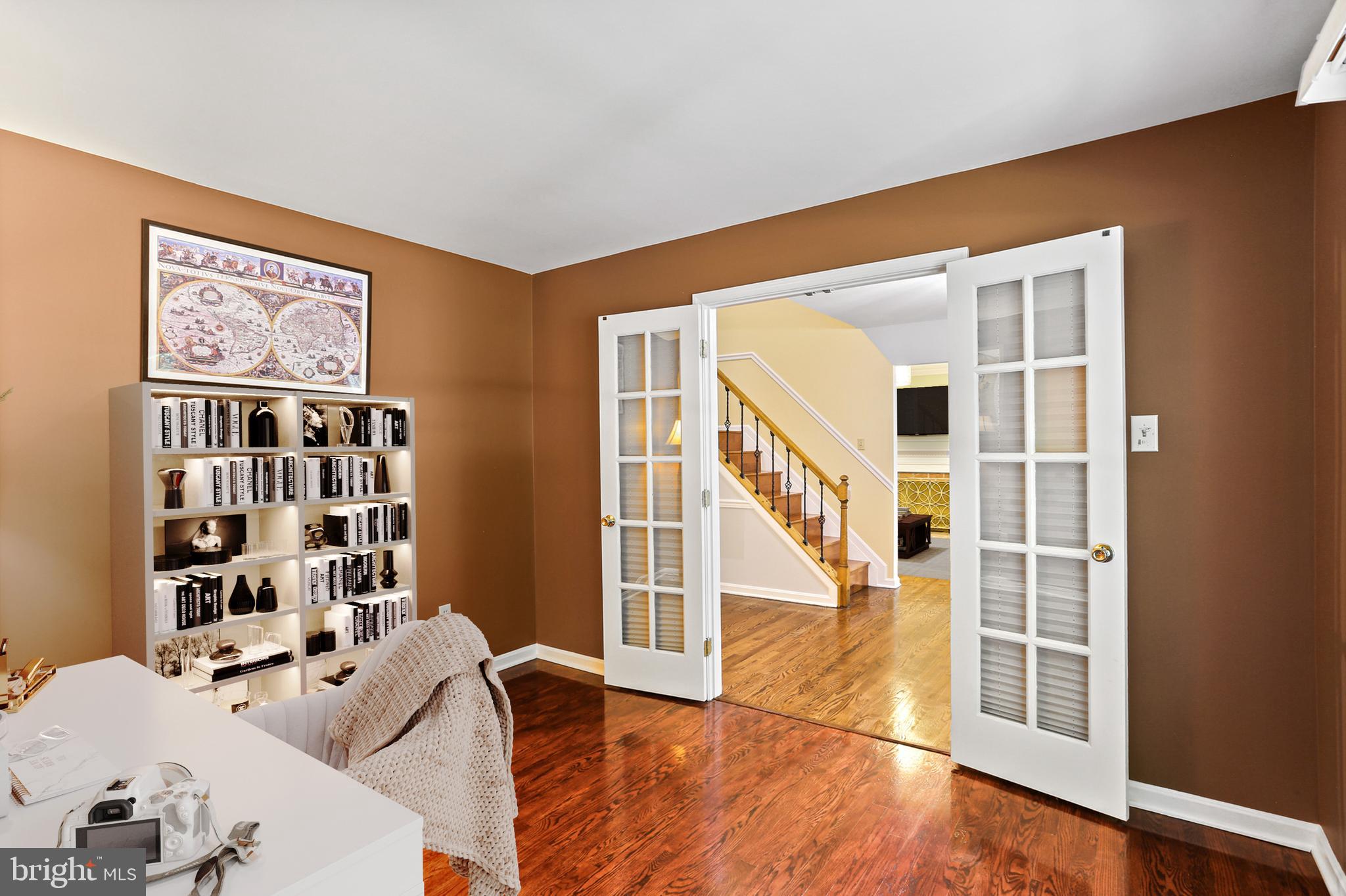 VILLAGE OF HICKORY RIDGE - Residential