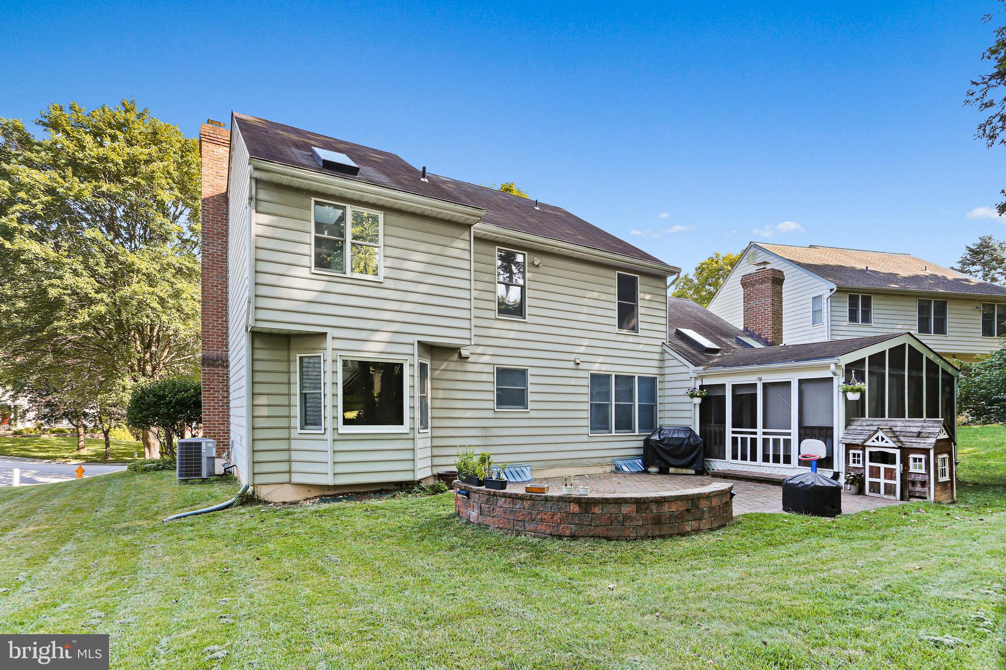 VILLAGE OF HICKORY RIDGE - Residential