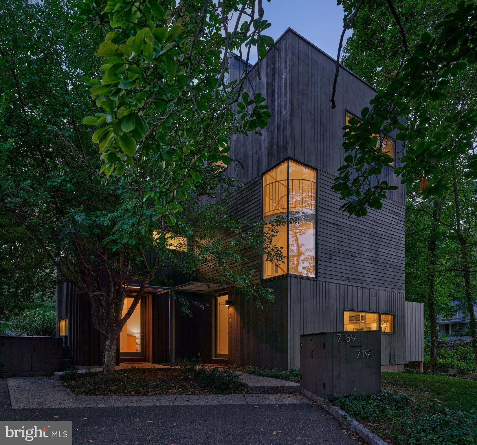 Sophistication in Center Bridge --this truly unique contemporary duplex designed by world-renowned architect J. Robert Hillier, is guaranteed to satisfy the most discerning investor. Located minutes from New Hope, Peddlers View, Stockton and Lambertville, this contemporary home is designed to be a wonderful full-time or part-time home. Each unit has a soaring living space with a gas fireplace, window walls to a private patio, with woods and a stream beyond. The rooms are overflowing with natural light. Bamboo floors throughout add to the light, clean look of all the spaces. Kitchens and baths are beautifully appointed, bright and airy with timeless finishes. Good closet space, upgraded appliances, granite counters and to top it all off an elevator in each unit with access to all three floors! There are several possibilities: live in one, rent one or rent both. Open them up to create a one-of-a-kind single-family, or condo the units
and sell one or both. This is a wonderful opportunity for the savvy investor. It's time to make your move to New Hope....enjoy the good life!