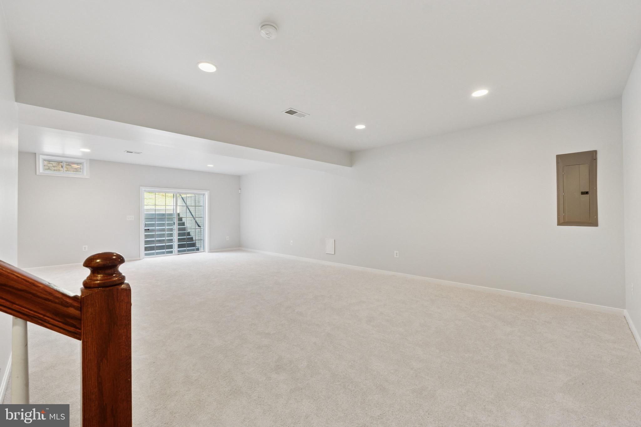 HILLS OF AQUIA - Residential