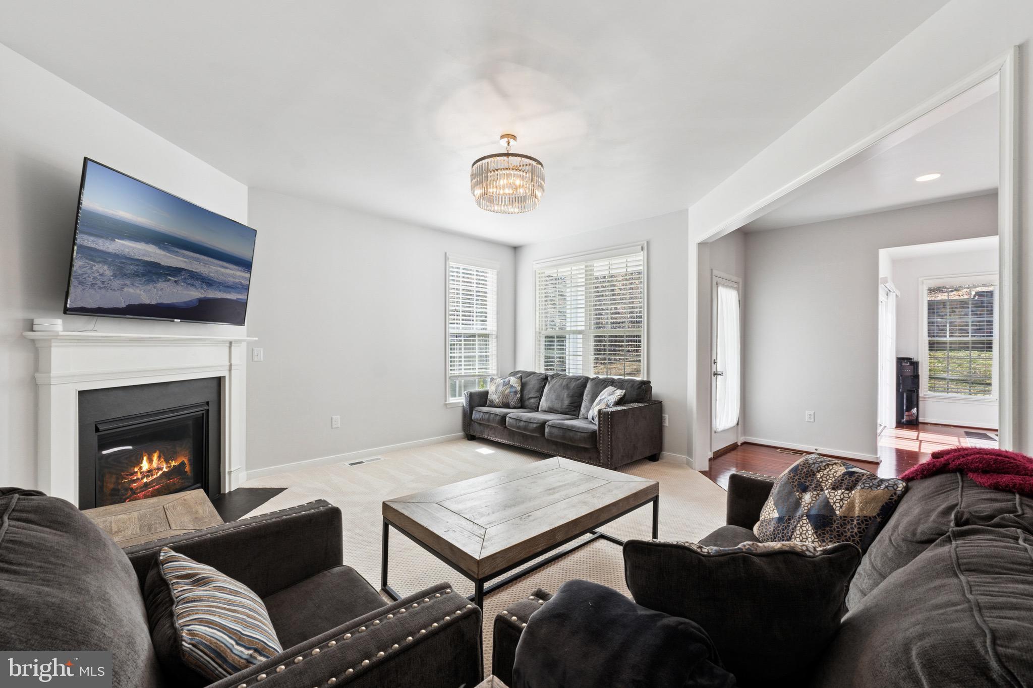 HILLS OF AQUIA - Residential