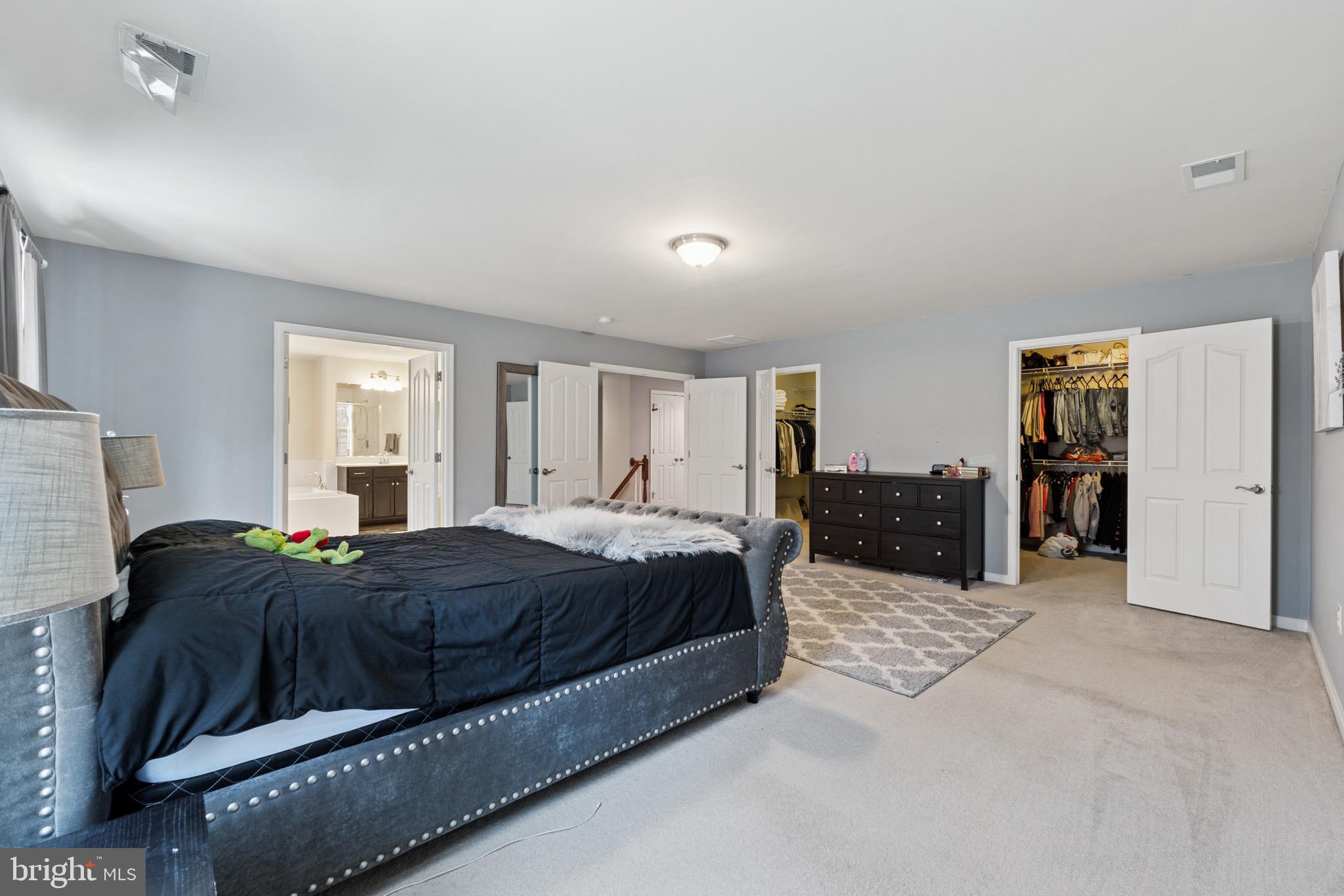 HILLS OF AQUIA - Residential