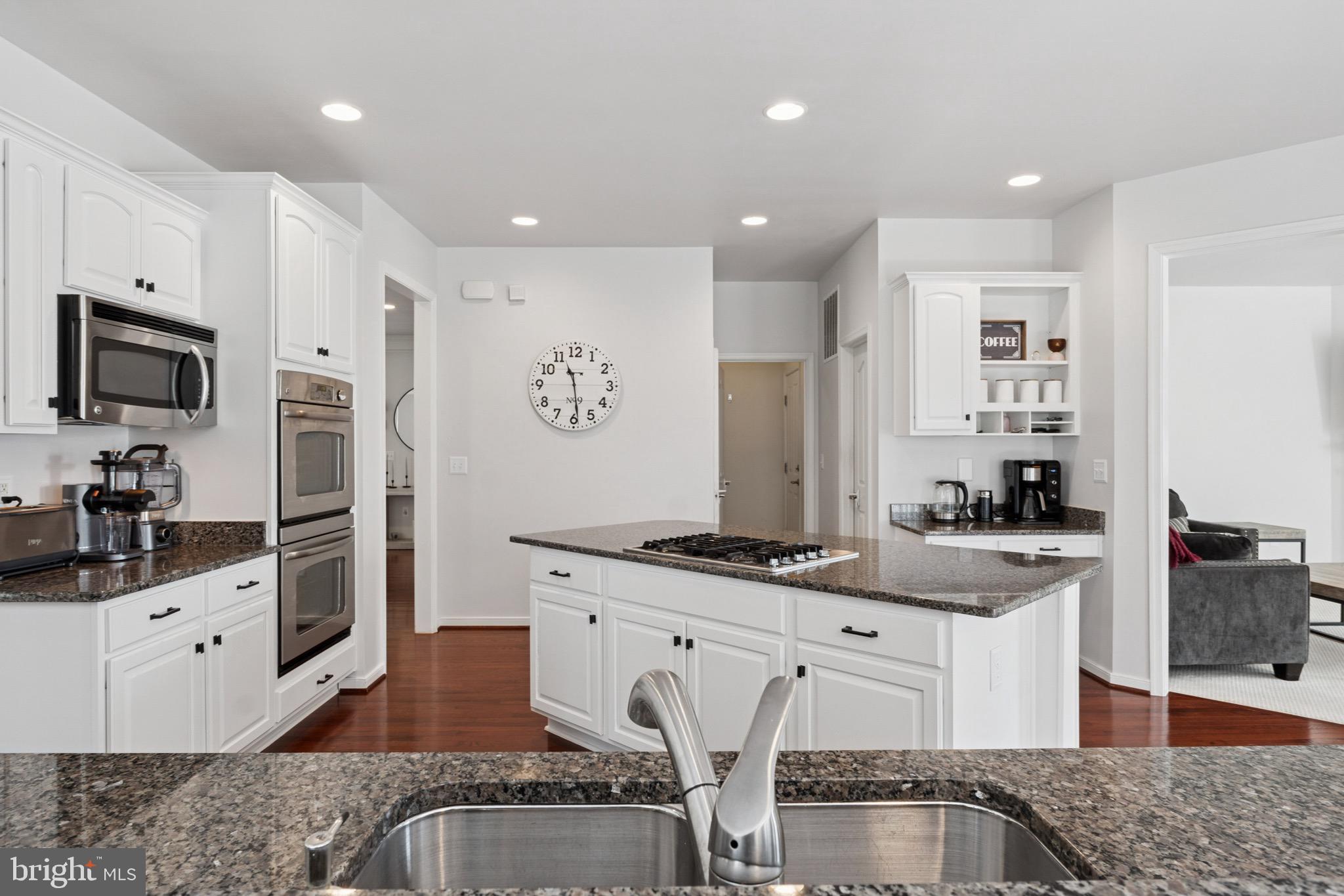 HILLS OF AQUIA - Residential