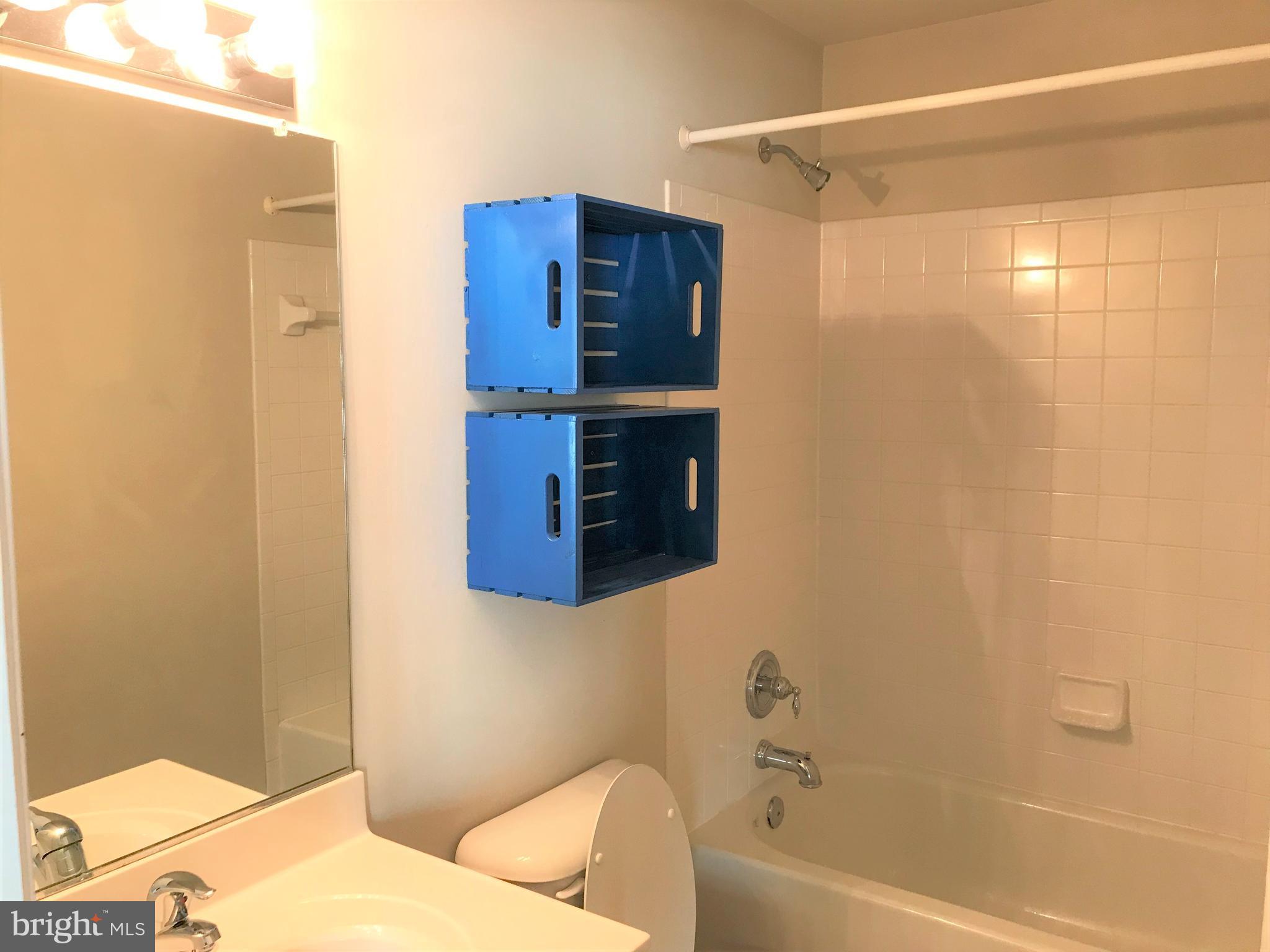 WIDEWATER VILLAGE - Residential Lease