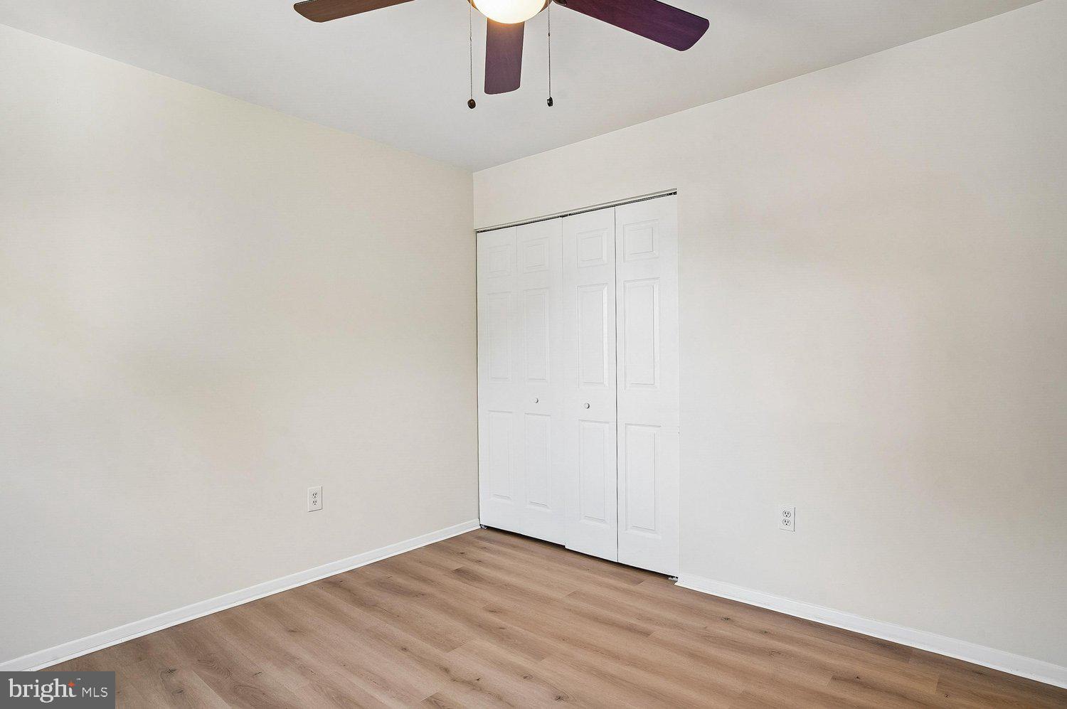 BURNT OAKS - Residential