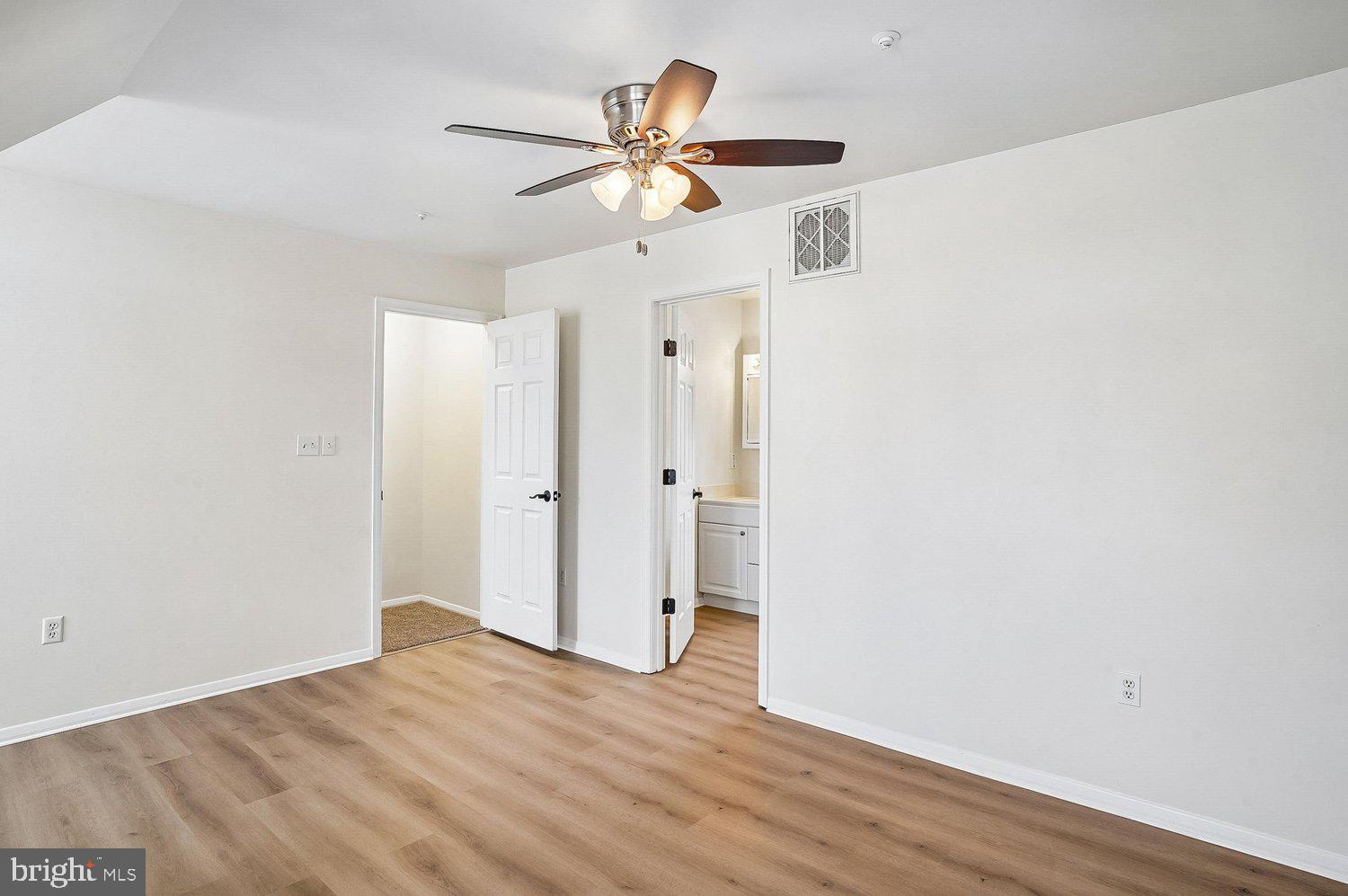 BURNT OAKS - Residential