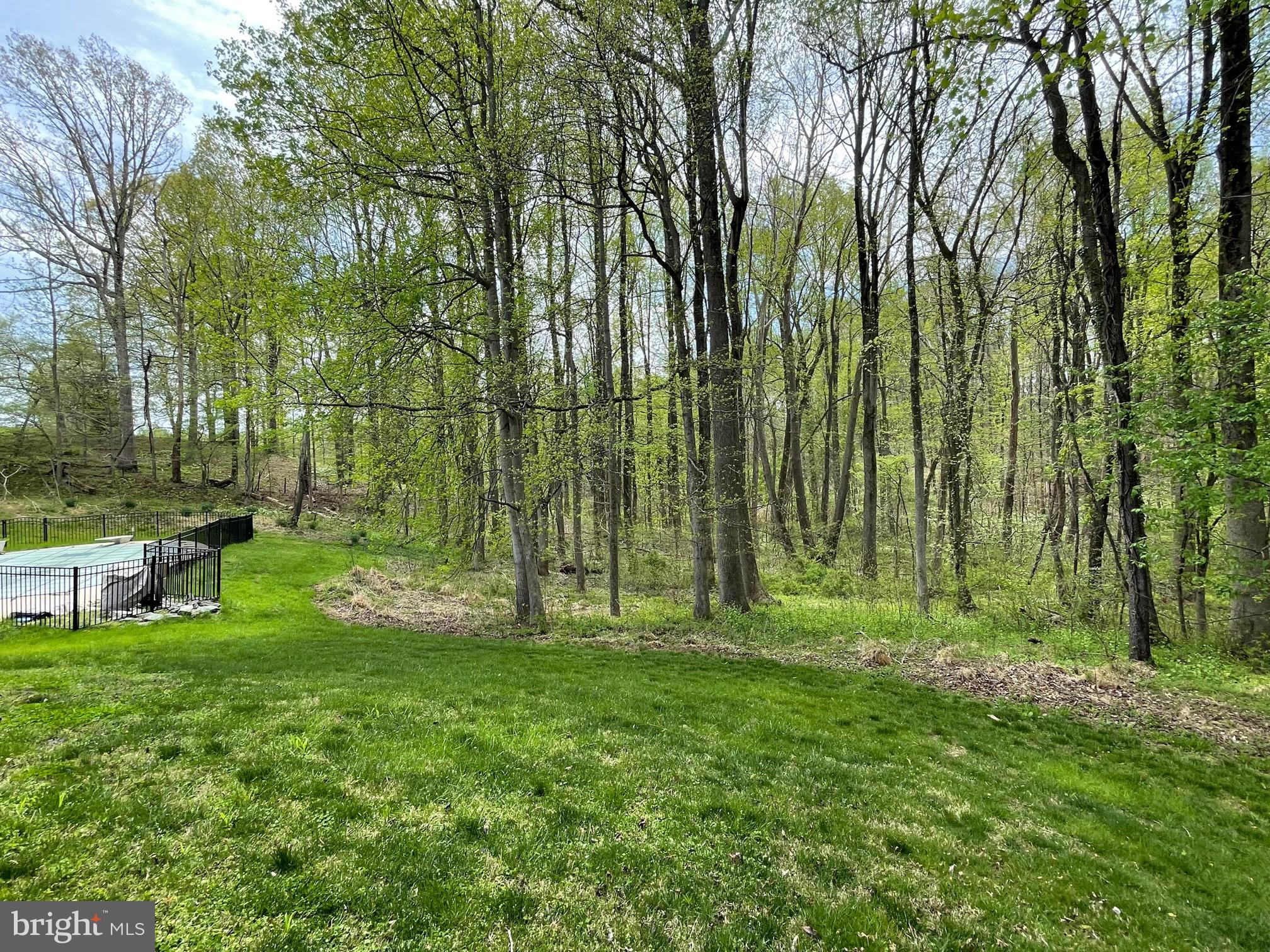 CALVERT MANOR - Residential