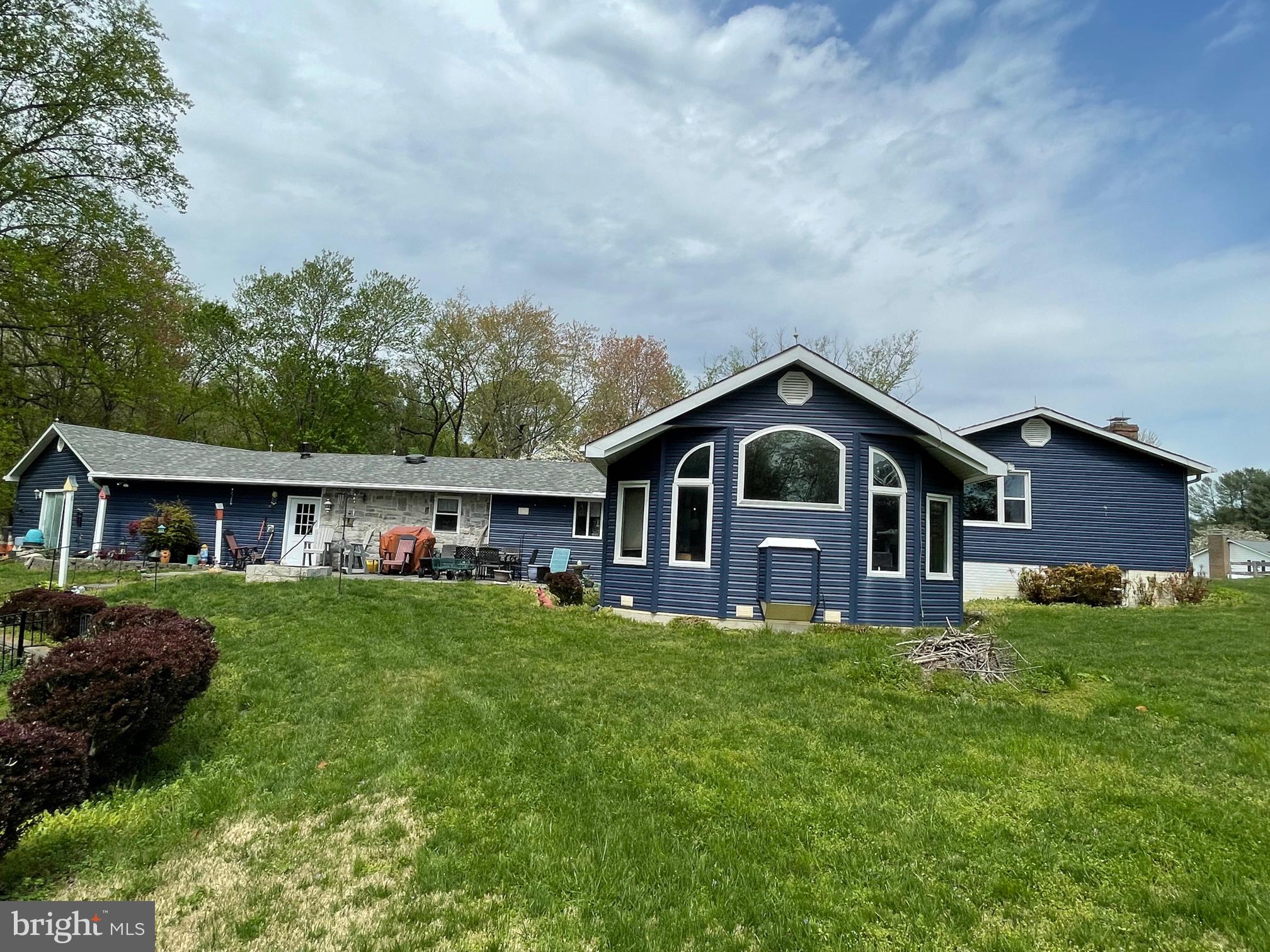 CALVERT MANOR - Residential