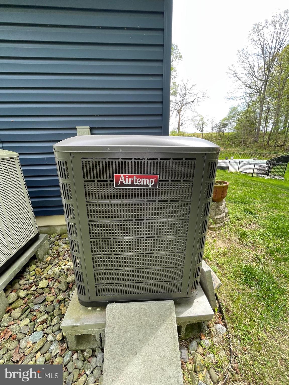 CALVERT MANOR - Residential