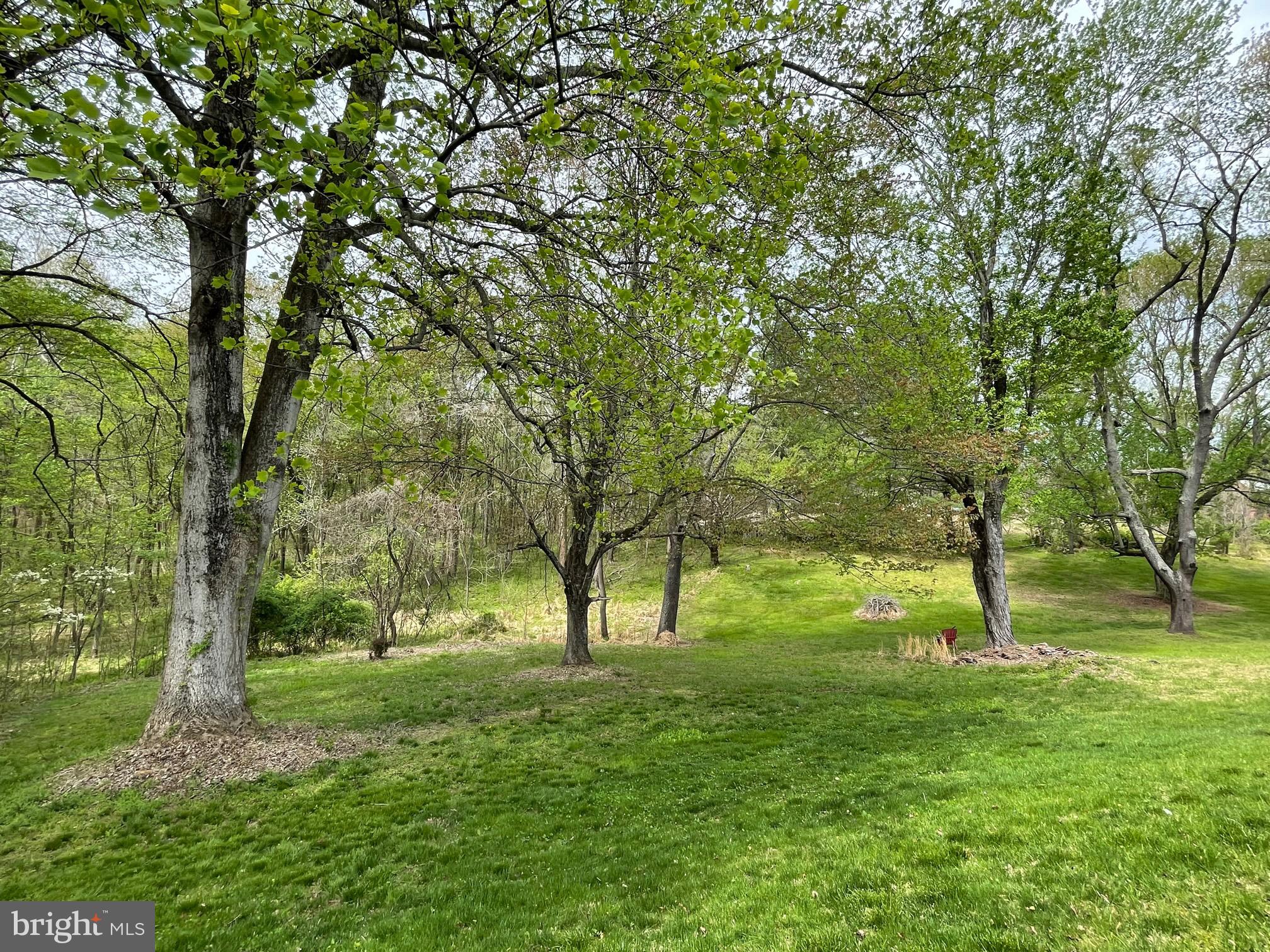 CALVERT MANOR - Residential