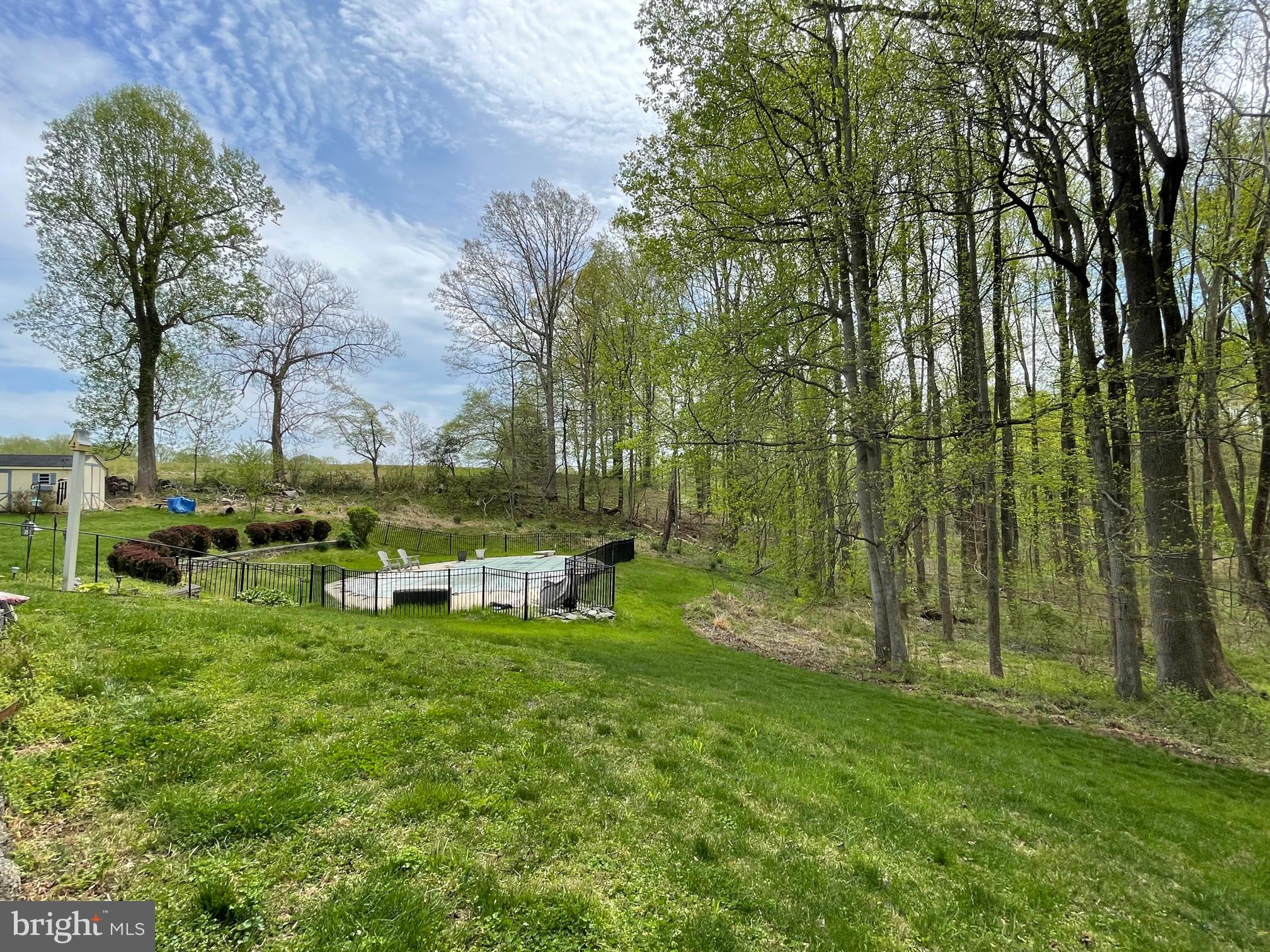 CALVERT MANOR - Residential