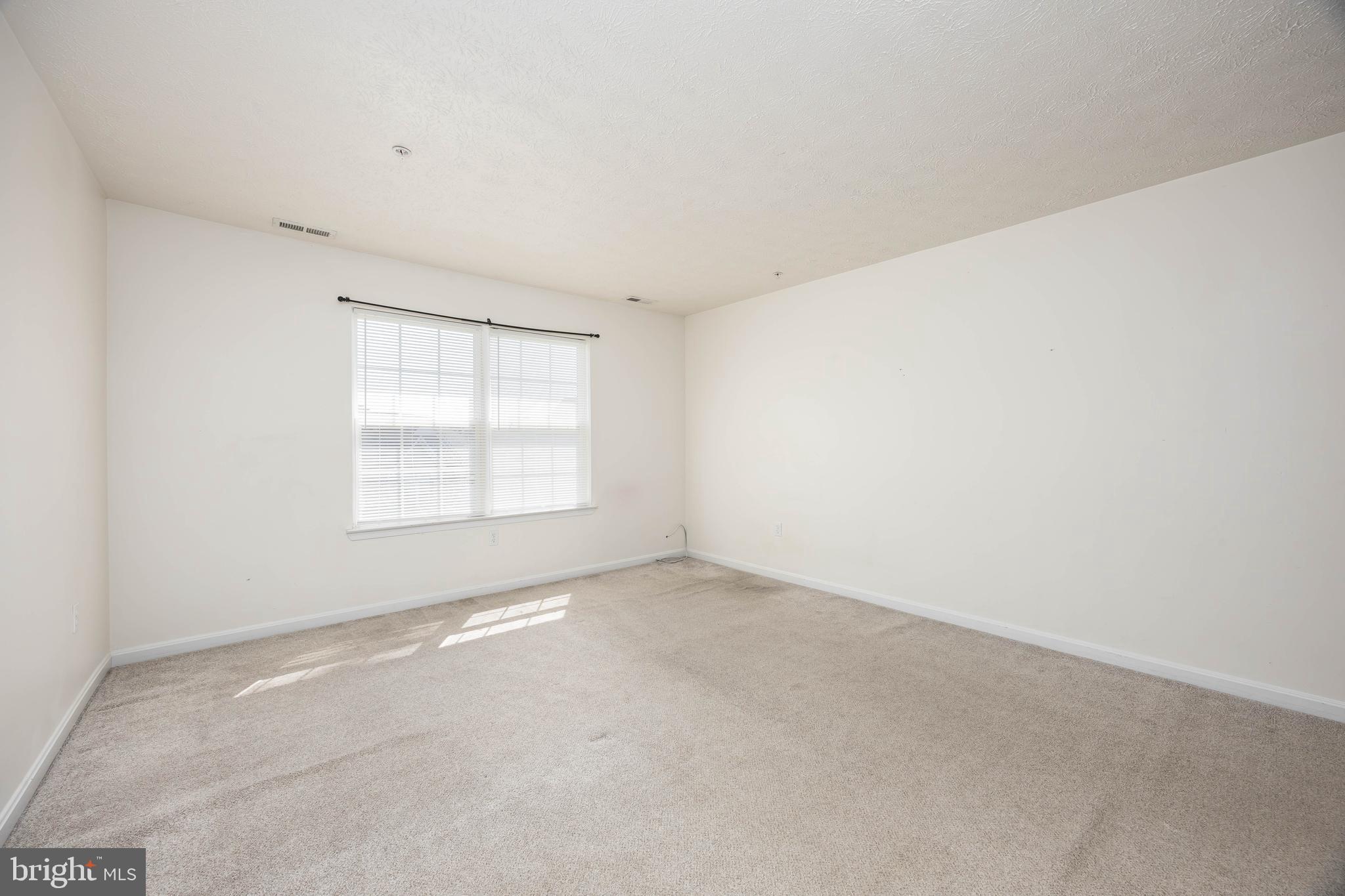 WOOD CREEK GOLF COMM - Residential