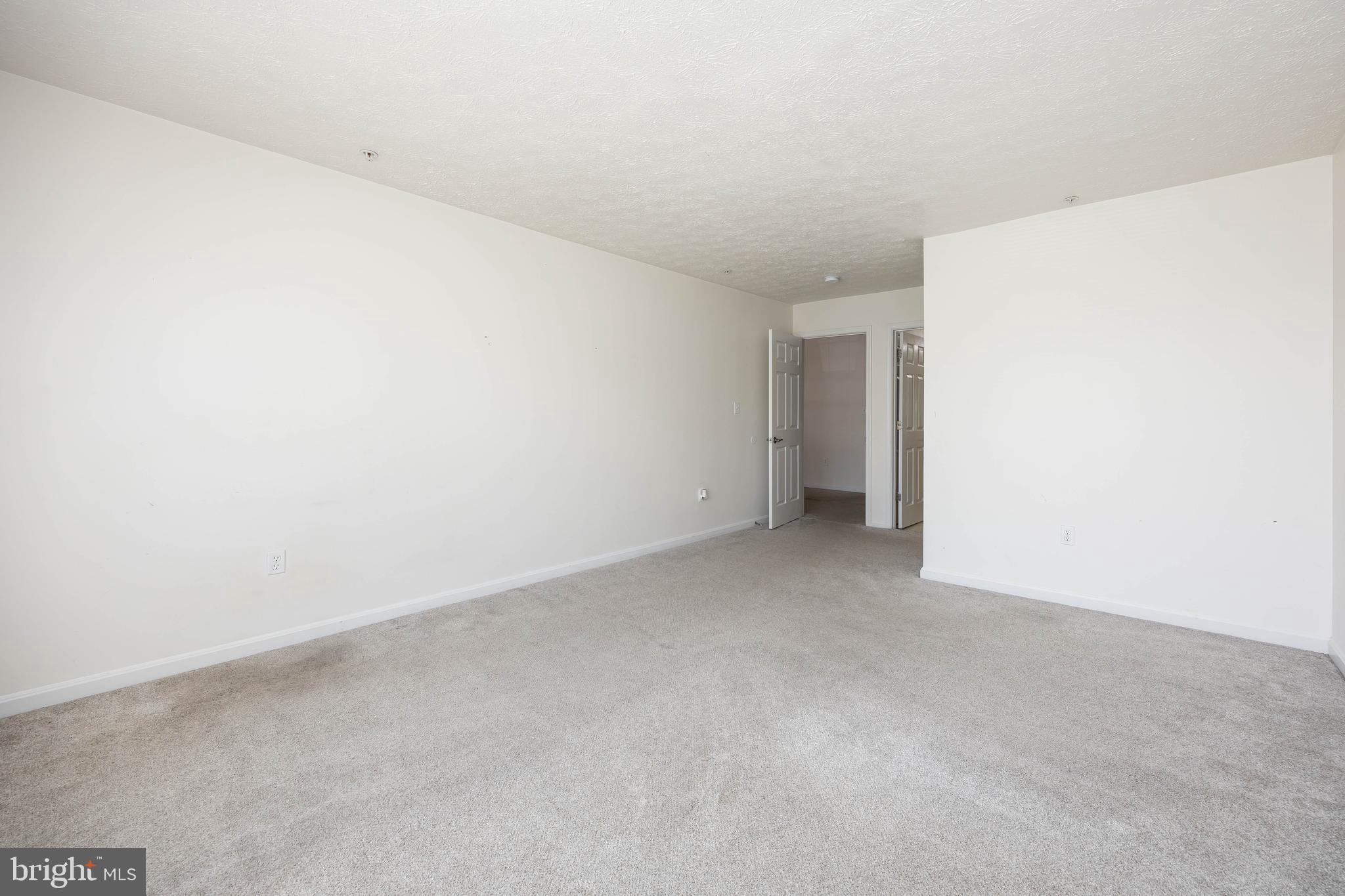 WOOD CREEK GOLF COMM - Residential