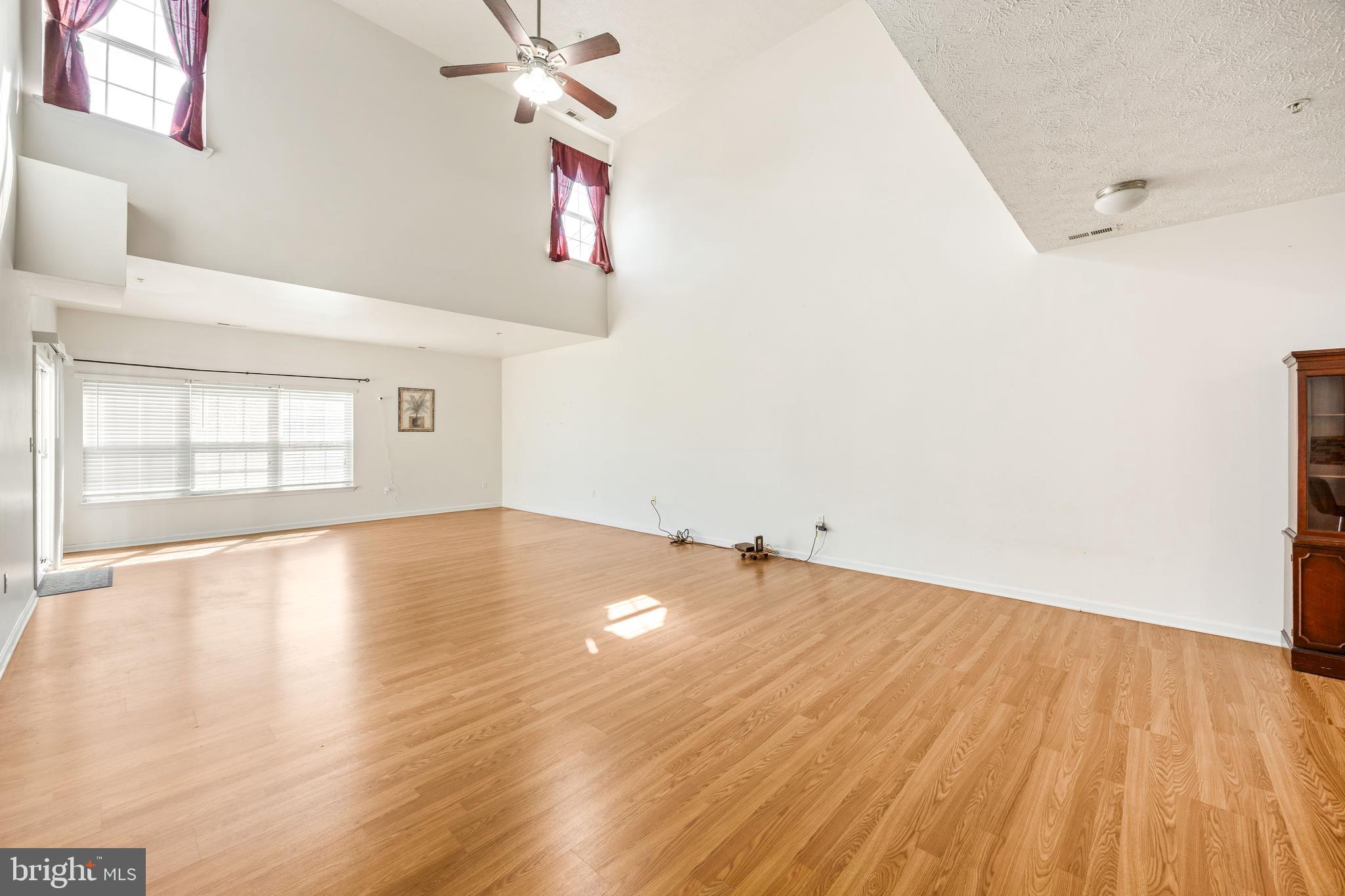 WOOD CREEK GOLF COMM - Residential