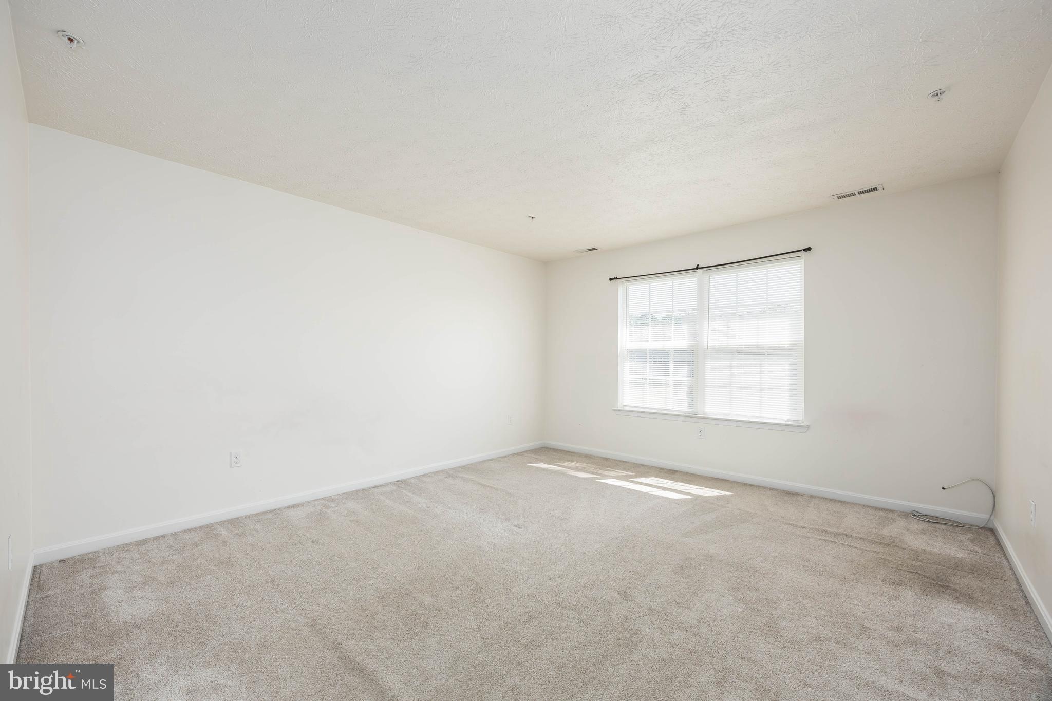 WOOD CREEK GOLF COMM - Residential