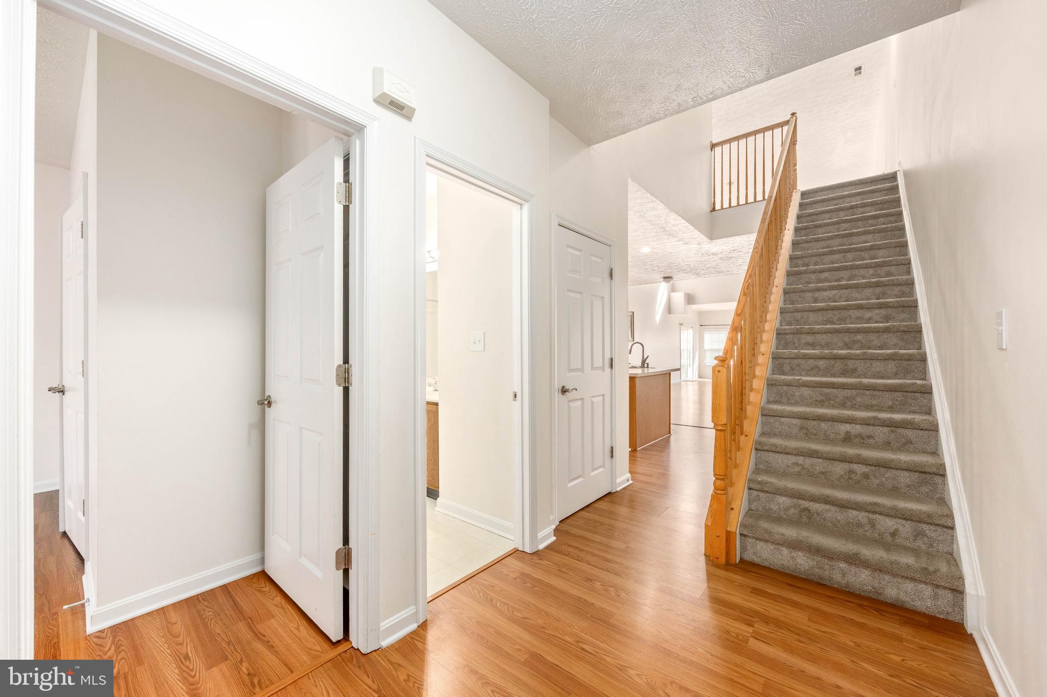 WOOD CREEK GOLF COMM - Residential