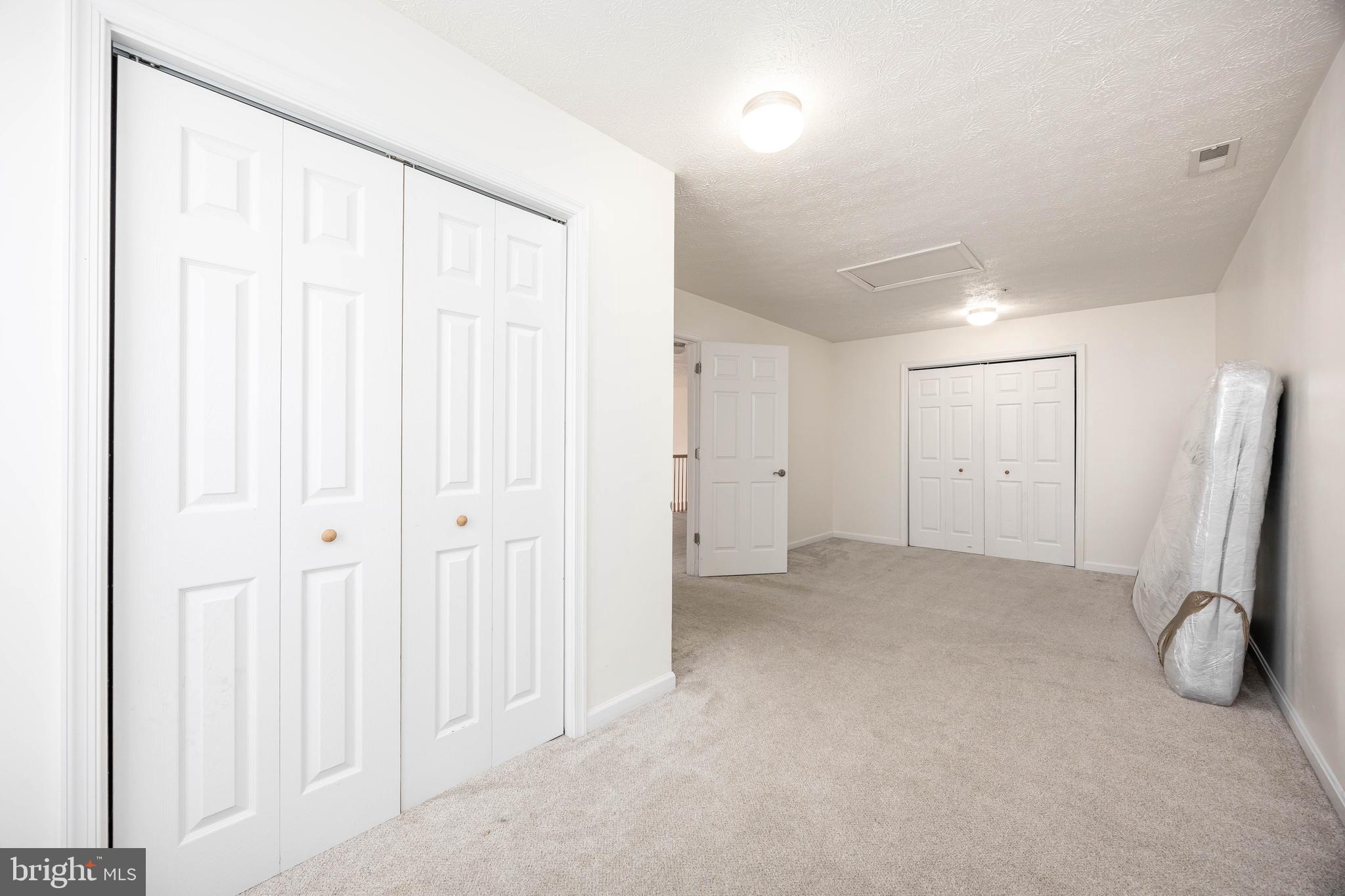 WOOD CREEK GOLF COMM - Residential