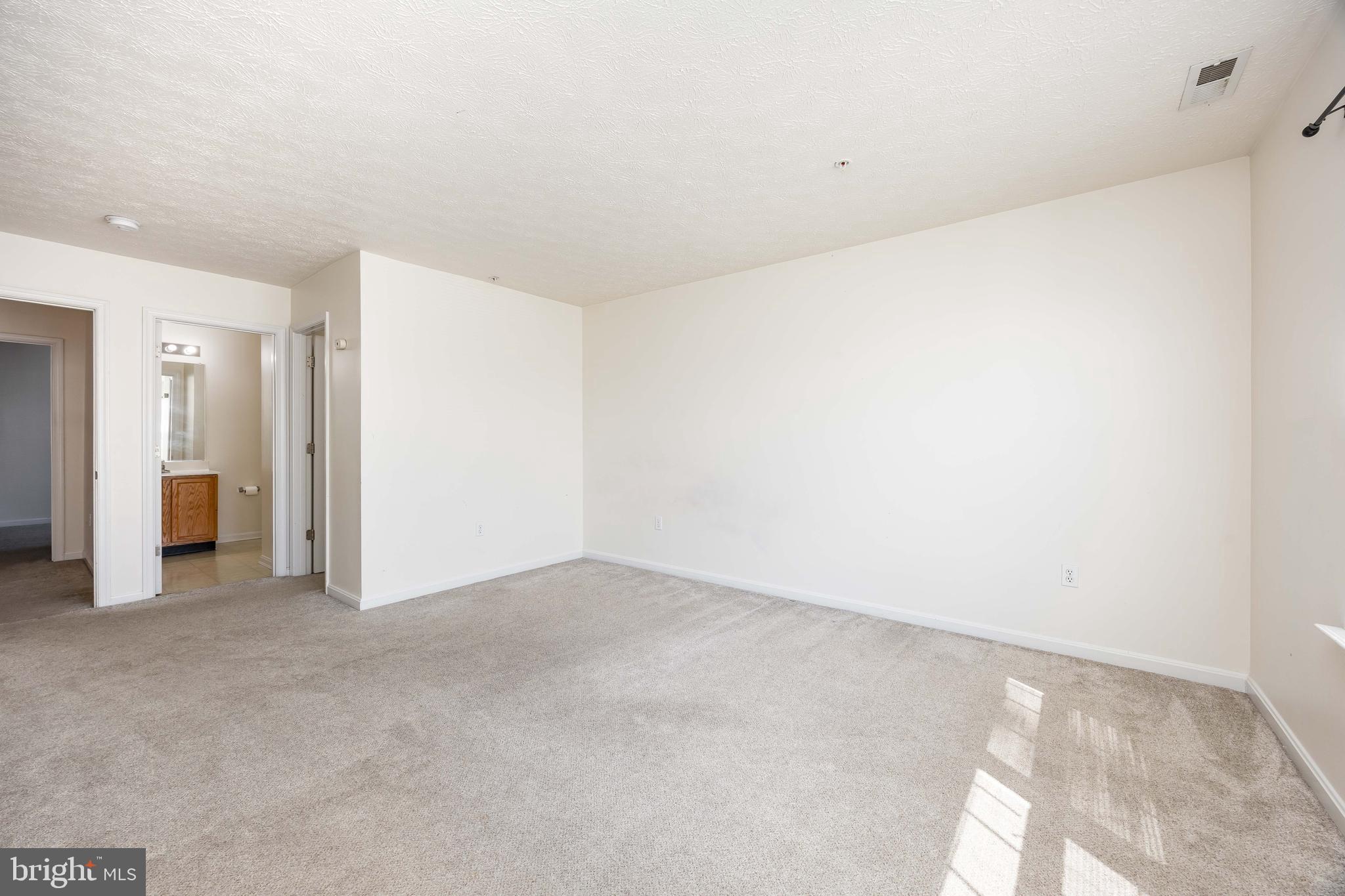 WOOD CREEK GOLF COMM - Residential